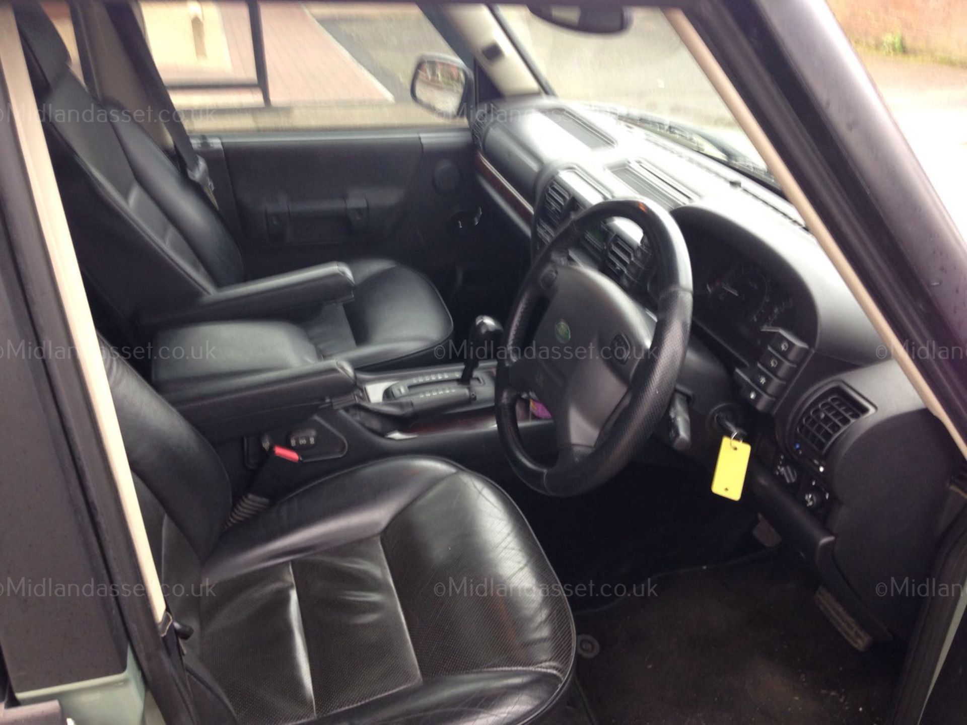 2004/04 REG LAND ROVER DISCOVERY ES PREMIUM TD5 7 SEATER AUTOMATIC *NO VAT* - Image 8 of 9