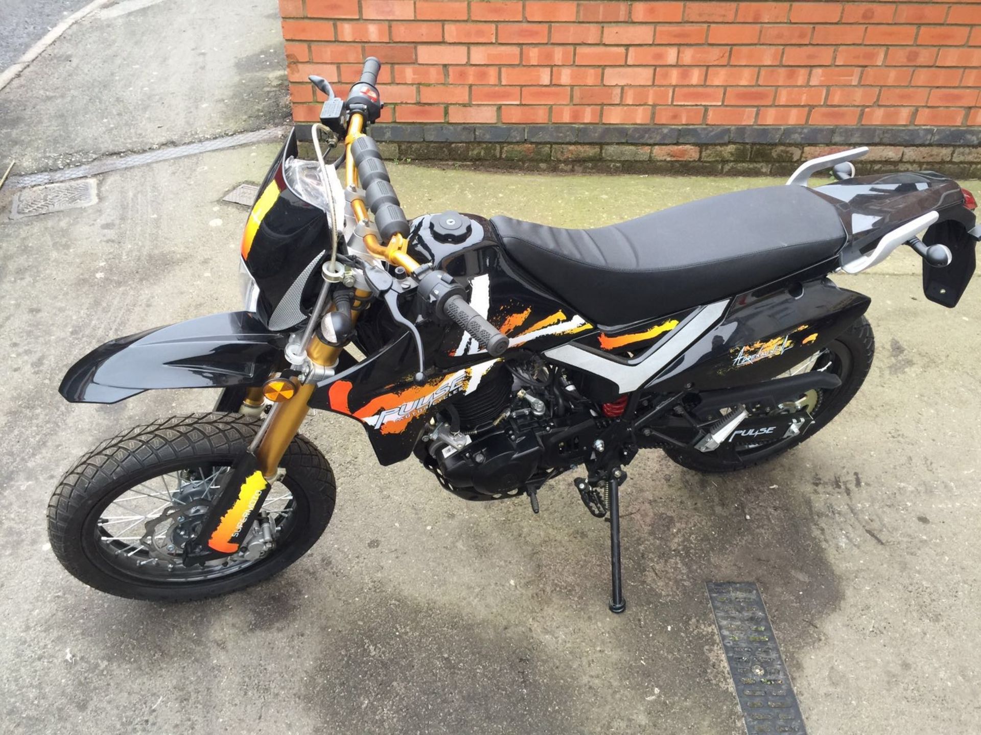2016 BRAND NEW PULSE ADRENALINE 250cc MOTORCYCLE - BRAND NEW IN BOX -supermoto *PLUS VAT* - Image 3 of 15
