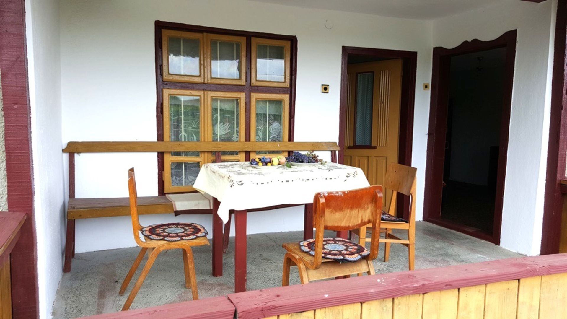 WISHING WELL COTTAGE Geshanovo, Dobrich, Bulgaria, 36 miles from Sea! - Image 5 of 59