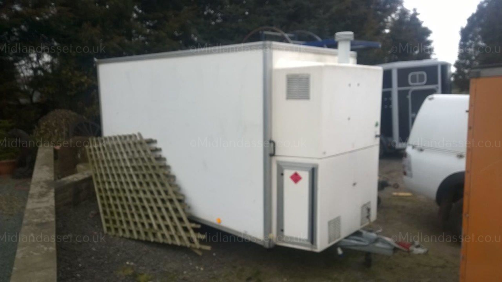 THERMAC DECONTAMINATION UNIT - Image 12 of 13