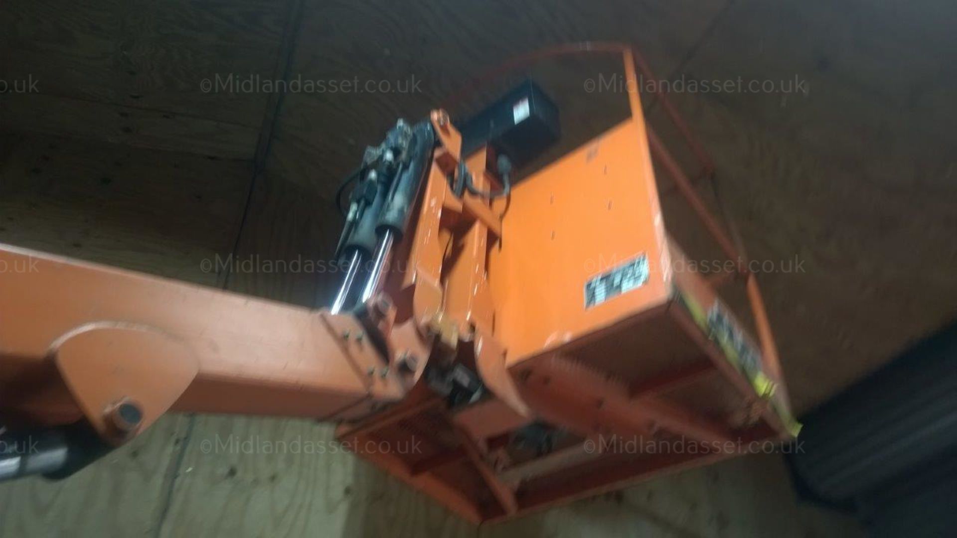 2005 TOUCAN 1210 ELECTRIC BOOM LIFT - Image 6 of 8