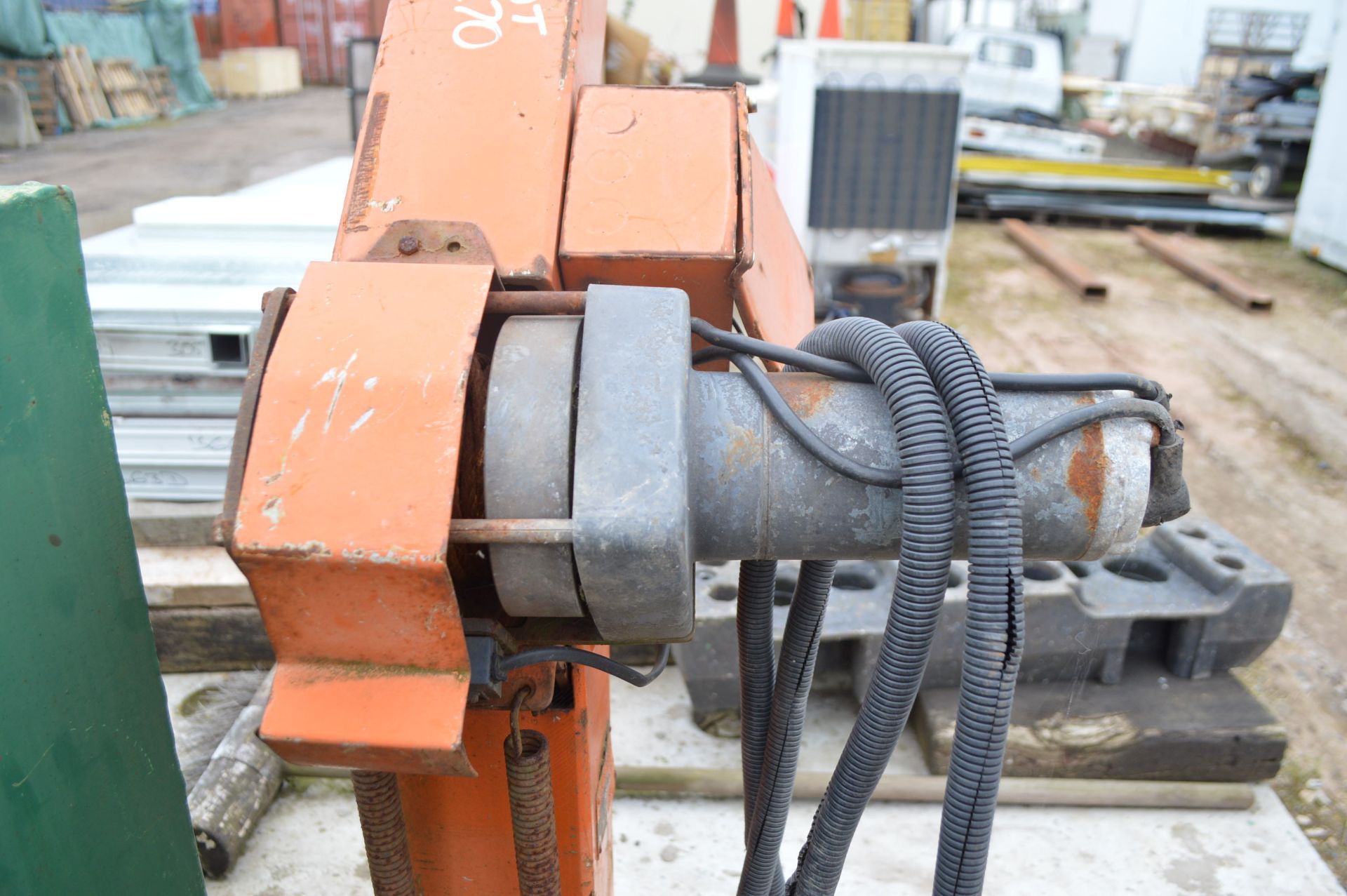 HYDRAULIC ENGINE HOIST, USED CONDITION - UNTESTED *NO VAT* - Image 3 of 4