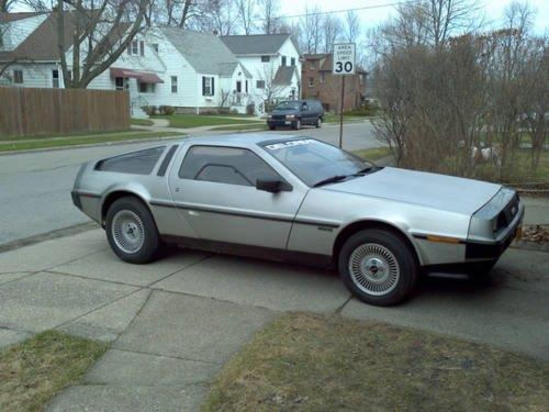 DELOREAN CAR -13,000 MILES FABULOUS CONDITION! *NO VAT* - Image 7 of 29