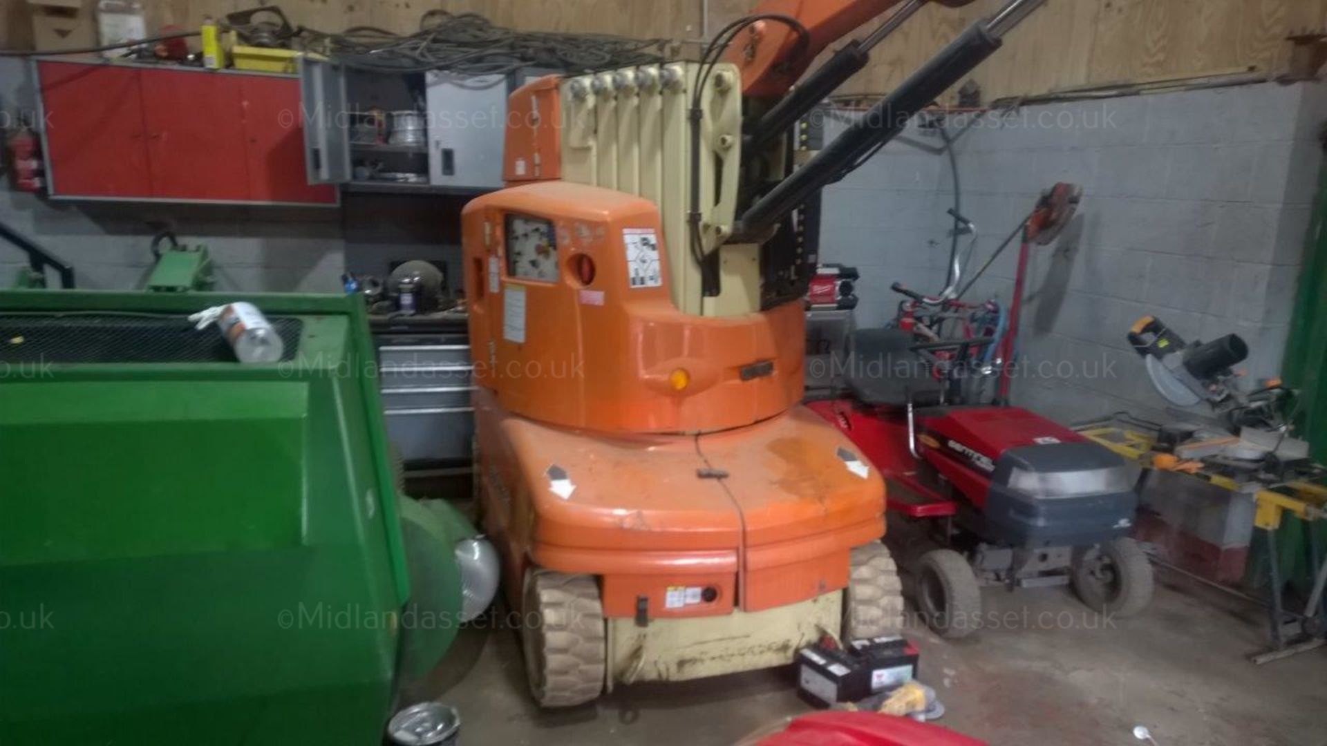 2005 TOUCAN 1210 ELECTRIC BOOM LIFT