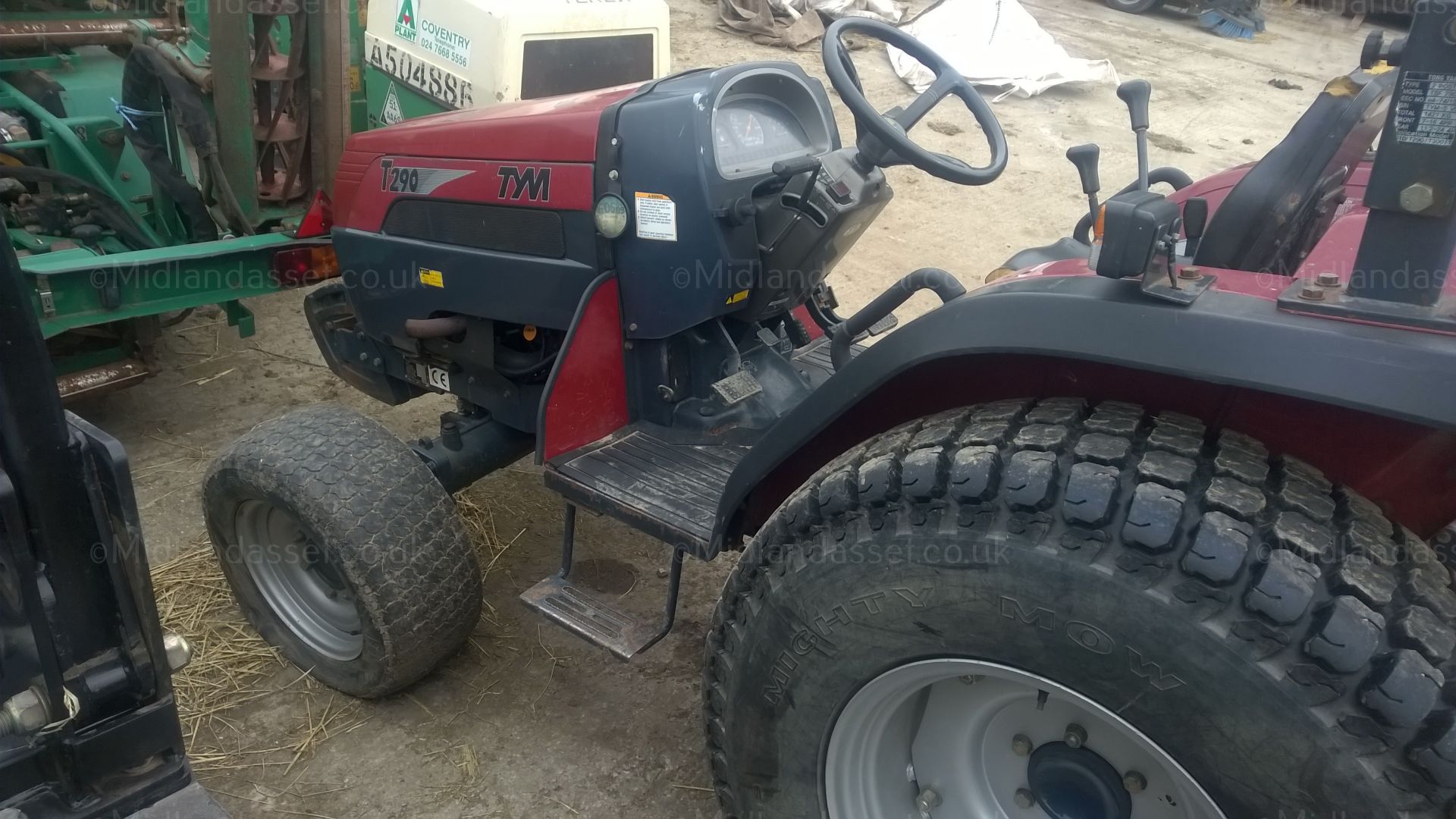 TYM T290 COMPACT TRACTOR - Image 6 of 11