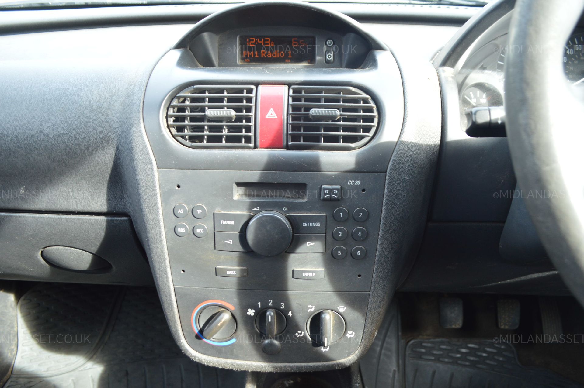 KB - 2008/58 REG VAUXHALL COMBO 1700 CDTI - 1 PREVIOUS OWNER, ROYAL MAIL *NO VAT*   DATE OF - Image 19 of 19
