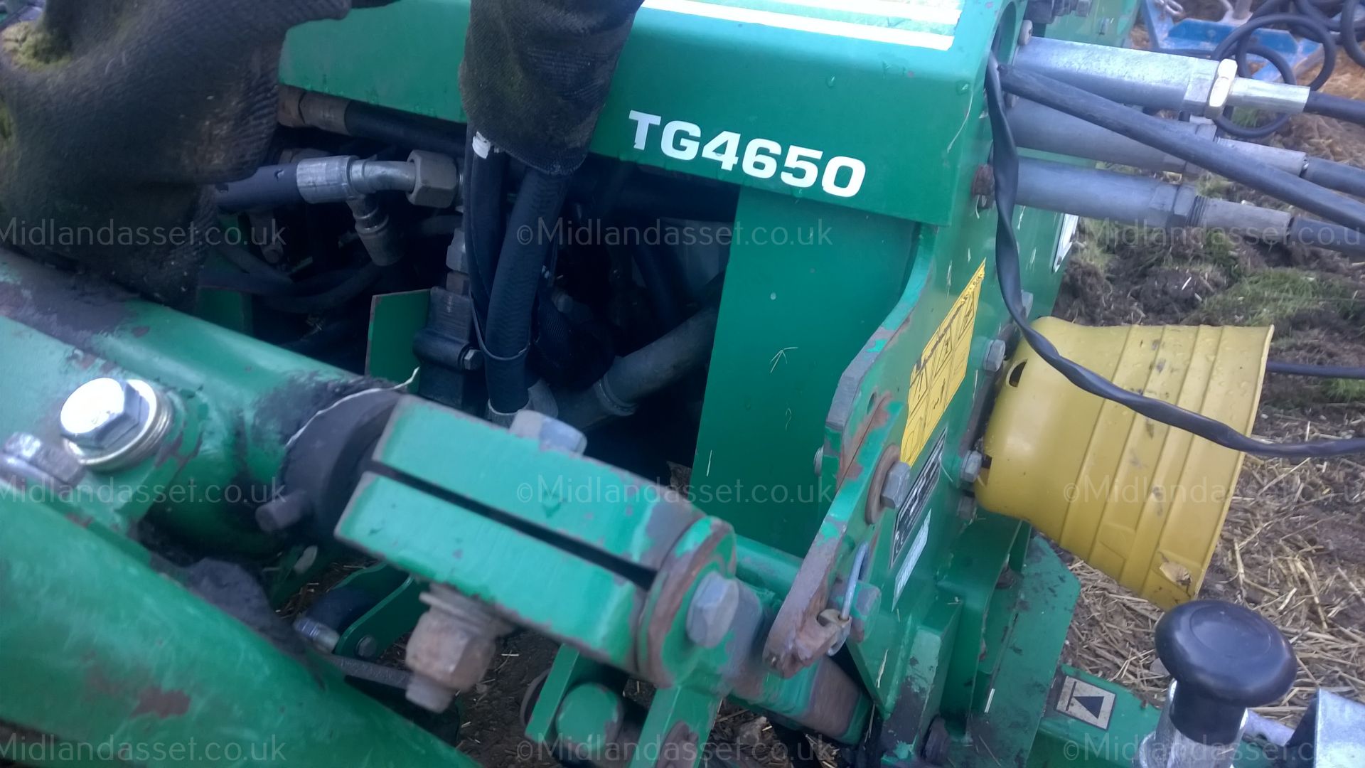 DS - RANSOMES TEXTRON TG 4650 GANG MOWER   EX COUNCIL GOOD WORKING ORDER COLLECTION FROM - Image 2 of 8
