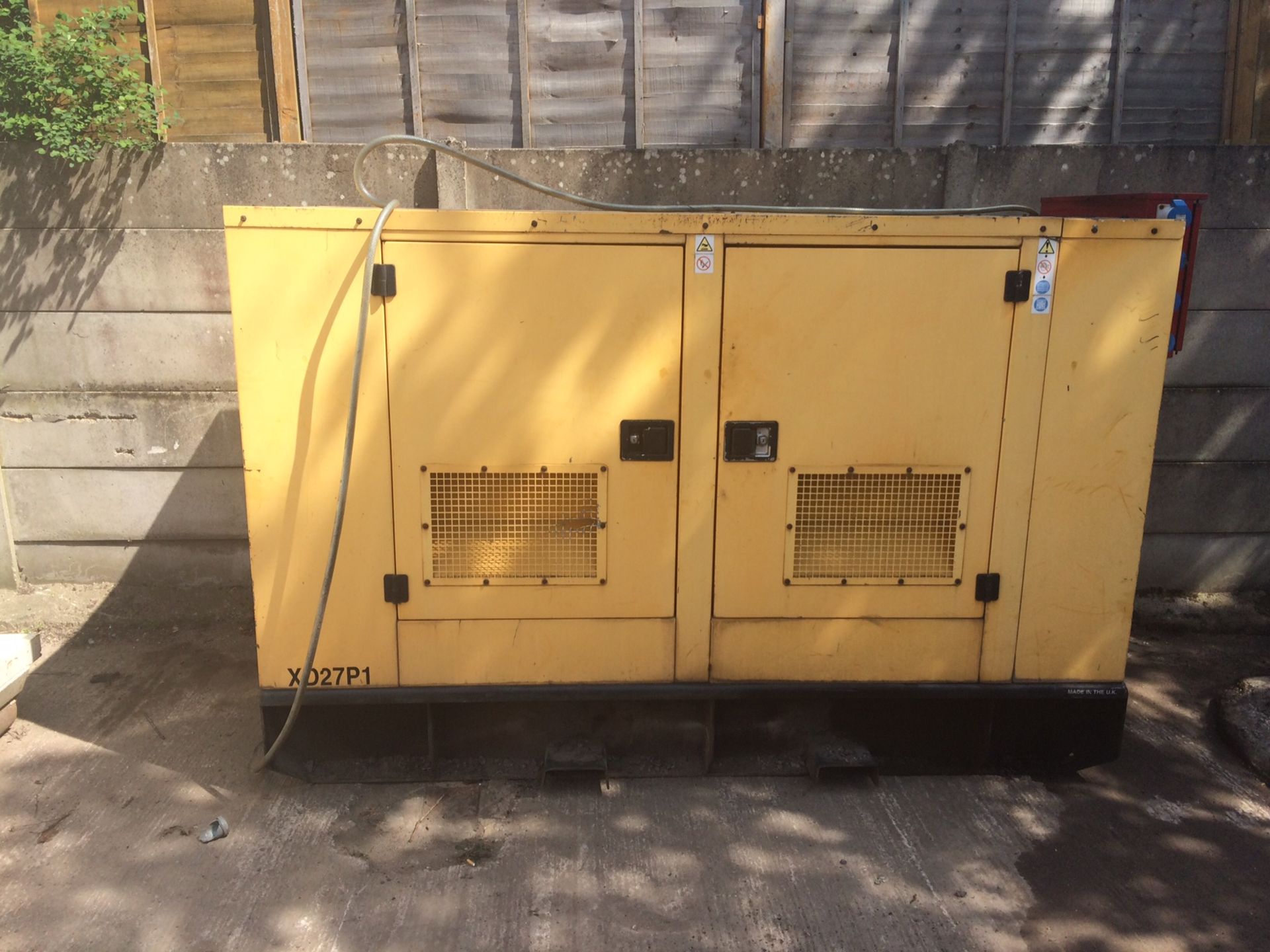 2001 FG WILSON GENERATOR 27 kVa - 3 PHASE WITH PERKINS ENGINE *NO VAT*