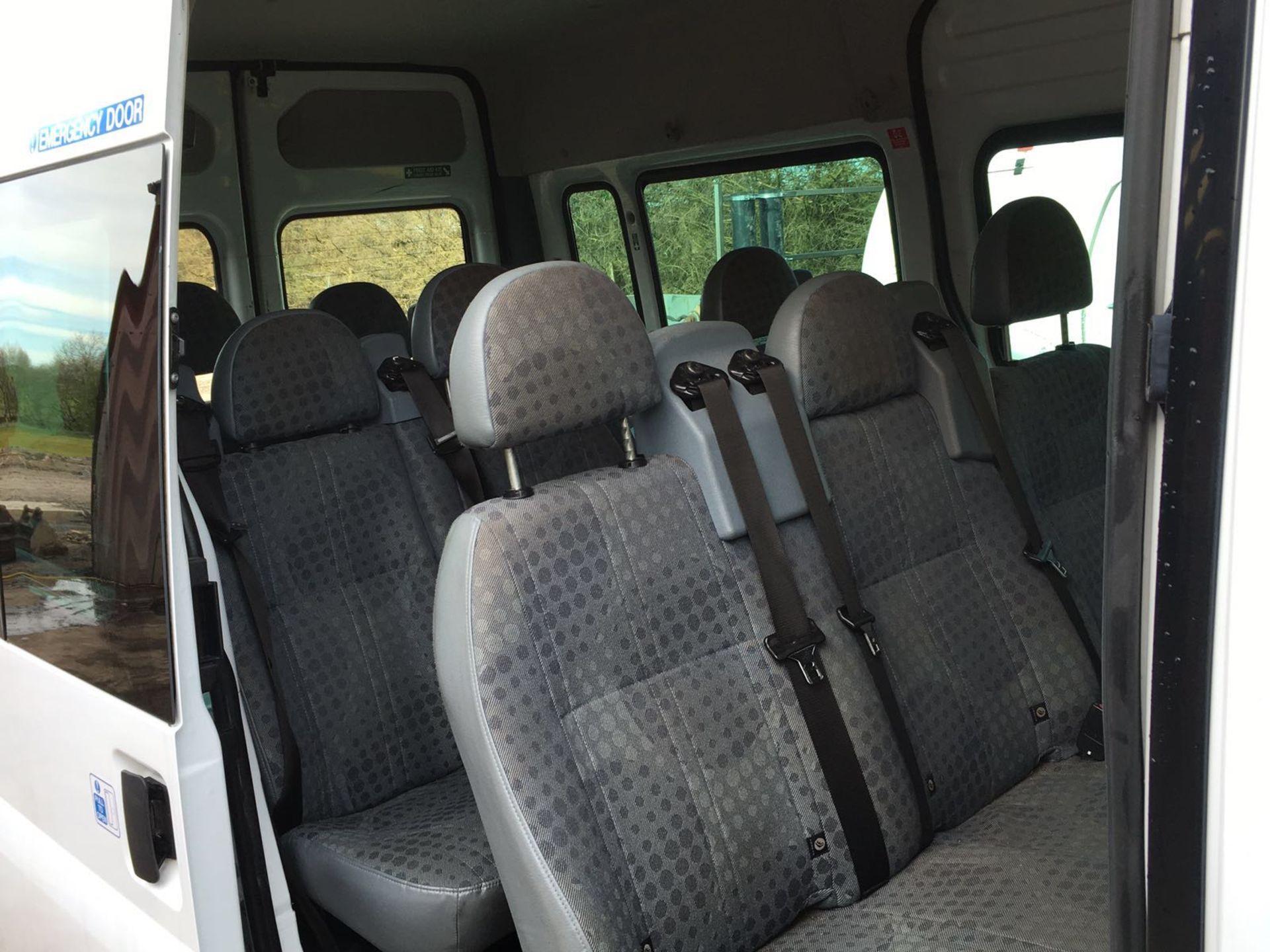 2007/57 REG FORD TRANSIT 110 12-SEAT FWB MINIBUS - GENUINE LOW MILES! - Image 8 of 9