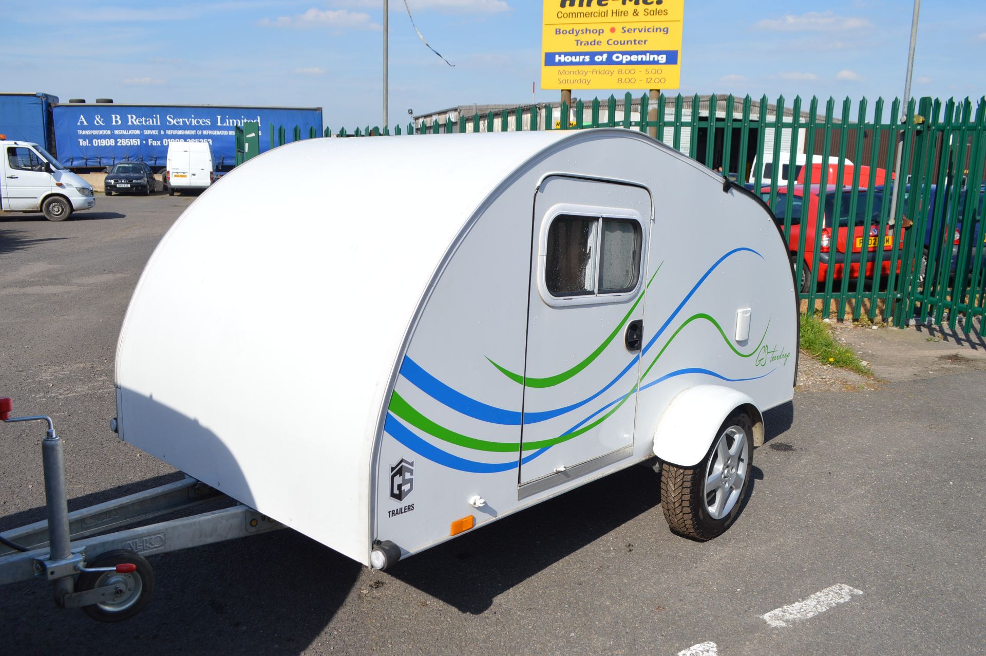 LIKE NEW SINGLE AXLE GS TEARDROP CAMPING TRAILER *NO VAT* - Image 11 of 21