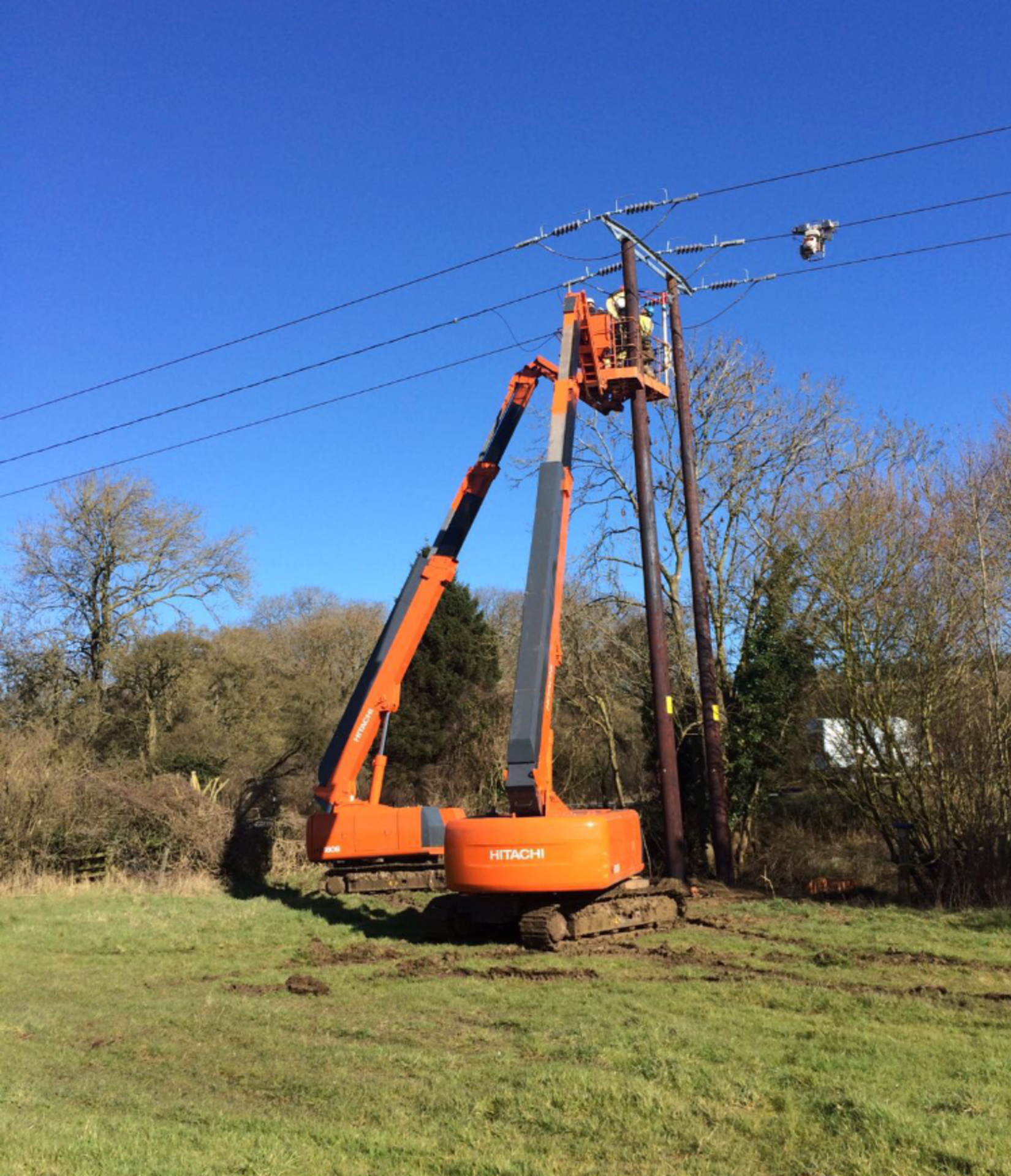 RARE 2014 HITACHI HX 180 B TRACKED MEWP / BOOM LIFT / CHERRY PICKER - Image 5 of 8