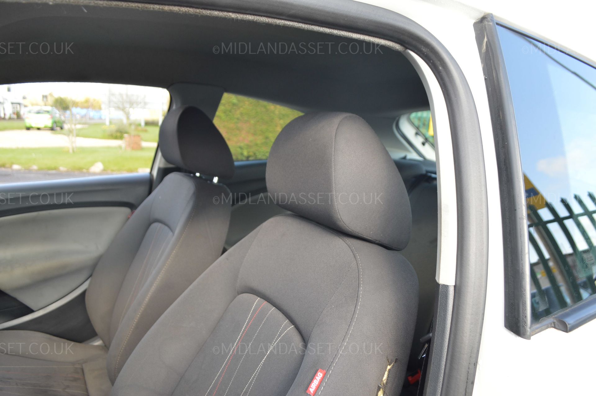 2014/14 REG SEAT IBIZA TOCA 3 DOOR HATCHBACK ONE FORMER KEEPER *NO VAT* - Image 14 of 24