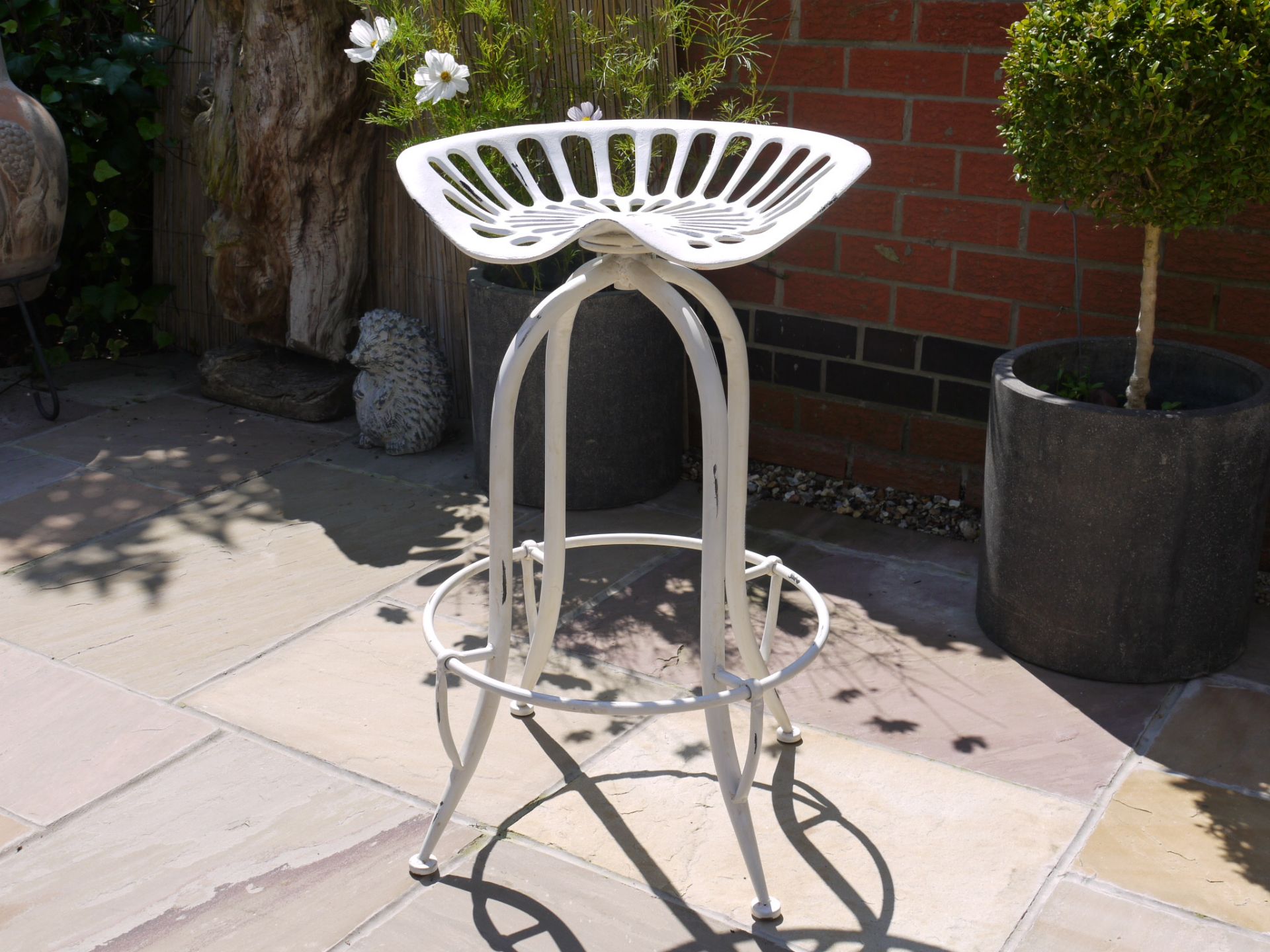 WHITE TRACTOR STOOL