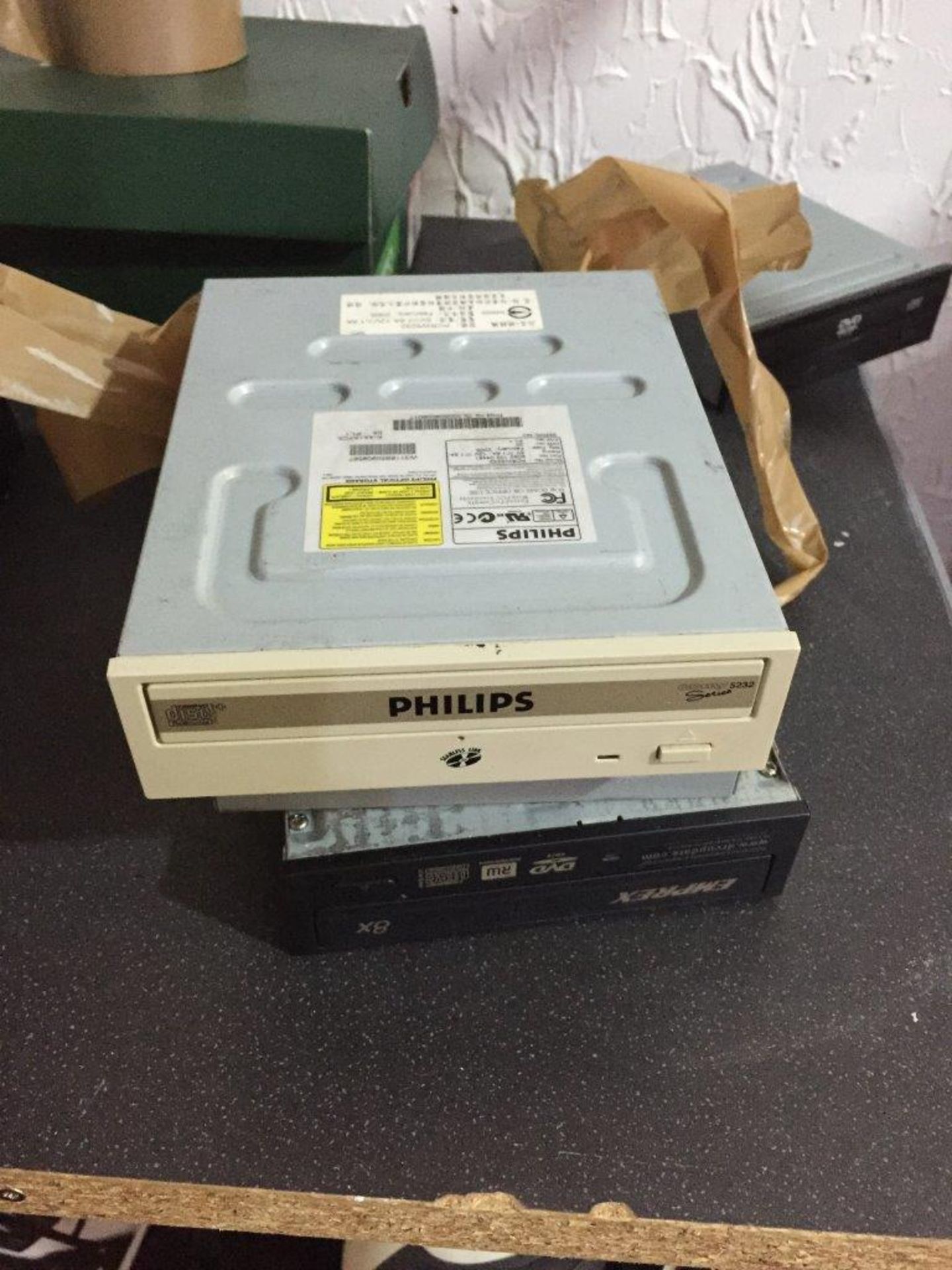 17 X CD/DVD DRIVES FOR COMPUTERS - Image 2 of 6