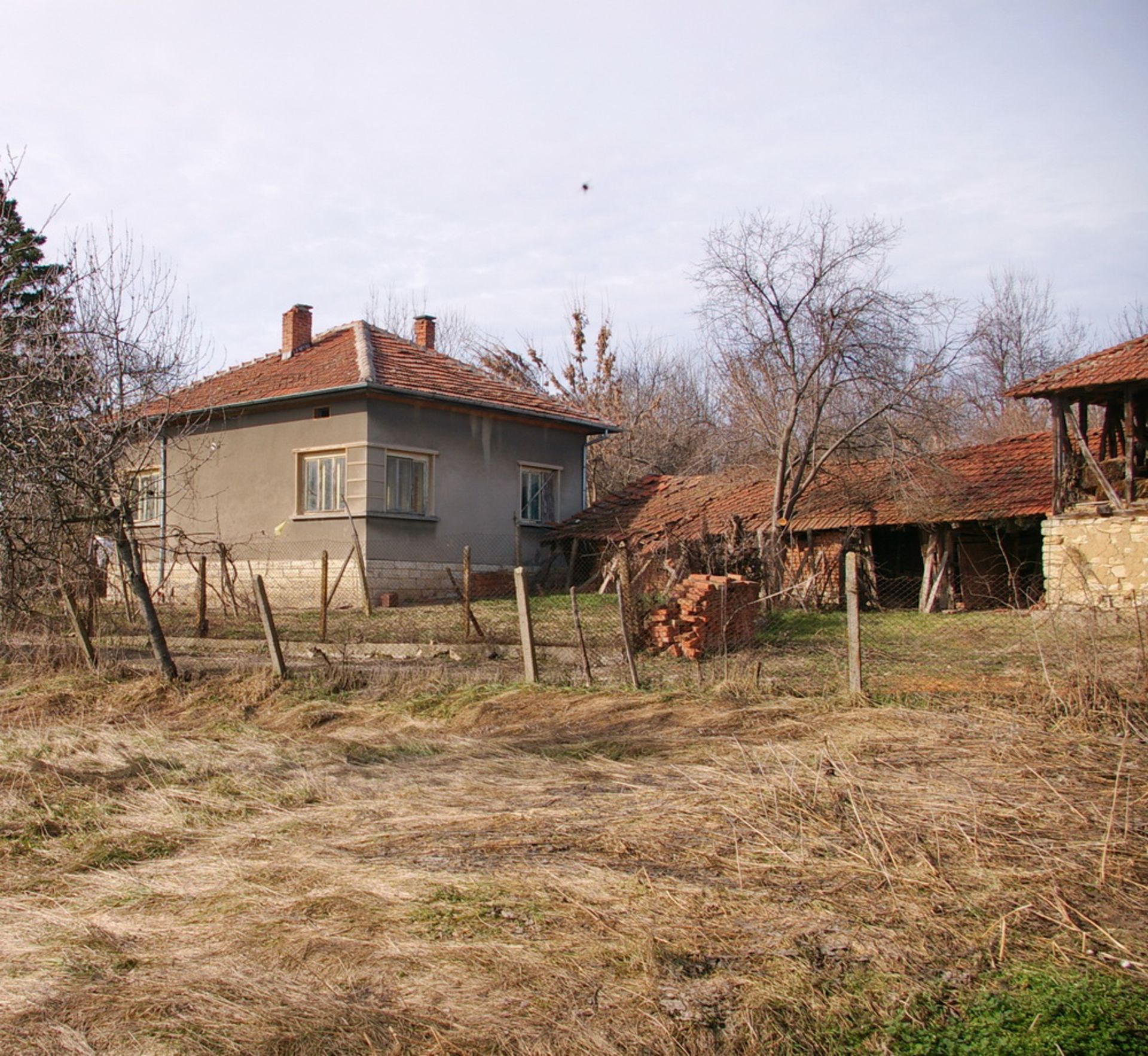 Town estate with 1,200 sqm land and barn. located in Gramada Town, Vidin region. - Image 16 of 16