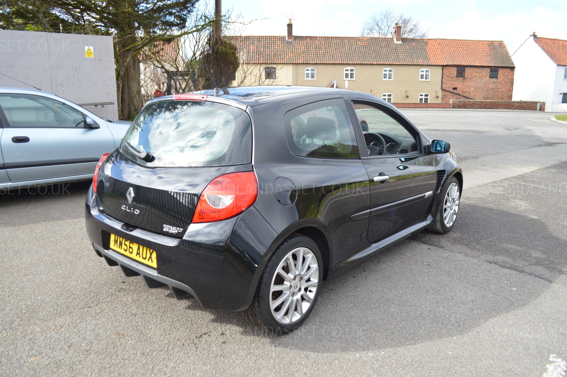 2007/56 REG RENAULT CLIO SPORT 197 - SHOWING 1 FORMER KEEPER! - Image 6 of 20