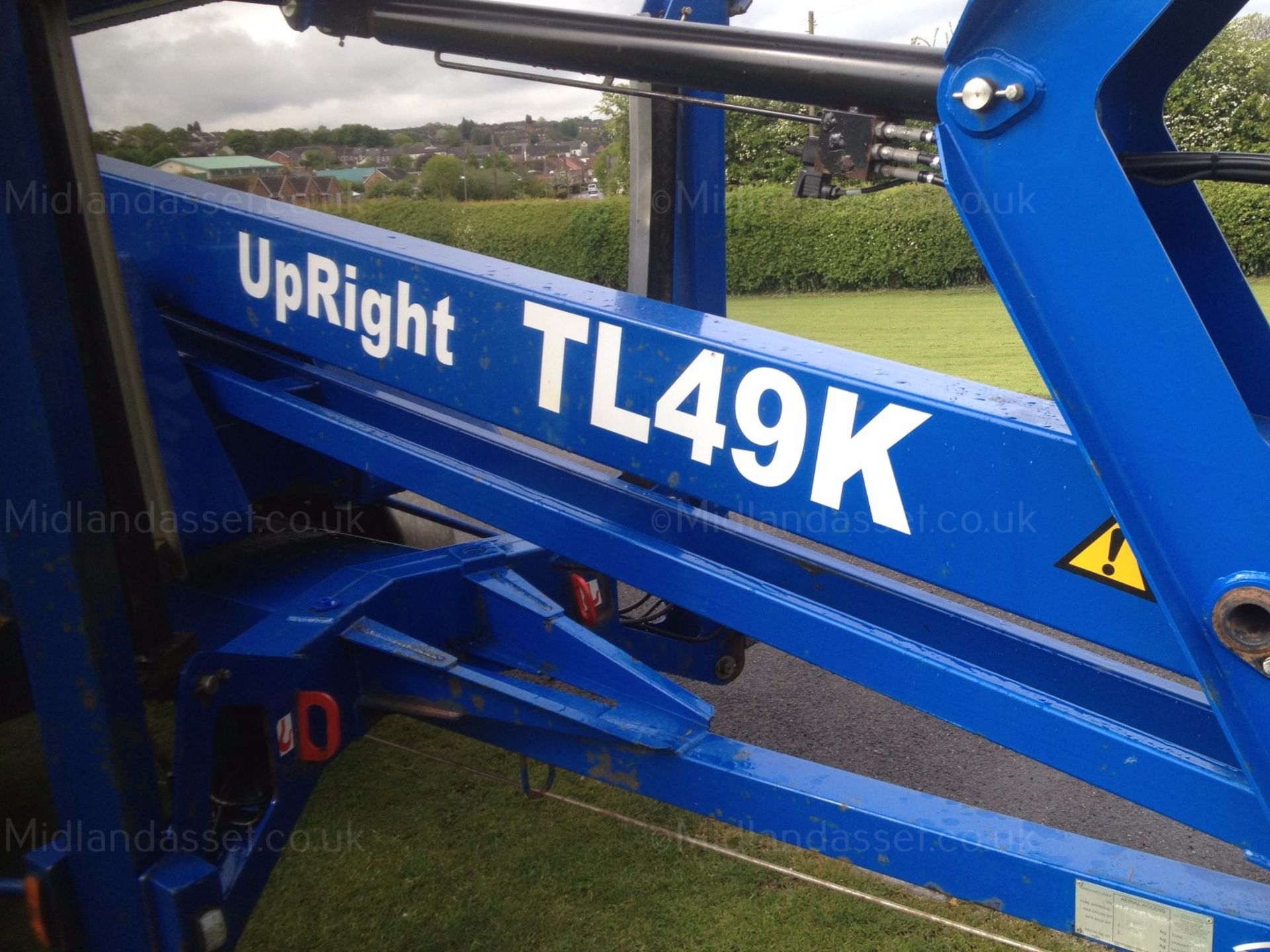 2007 UPRIGHT TL49K TRAILER MOUNTED ACCESS LIFT - Image 12 of 12