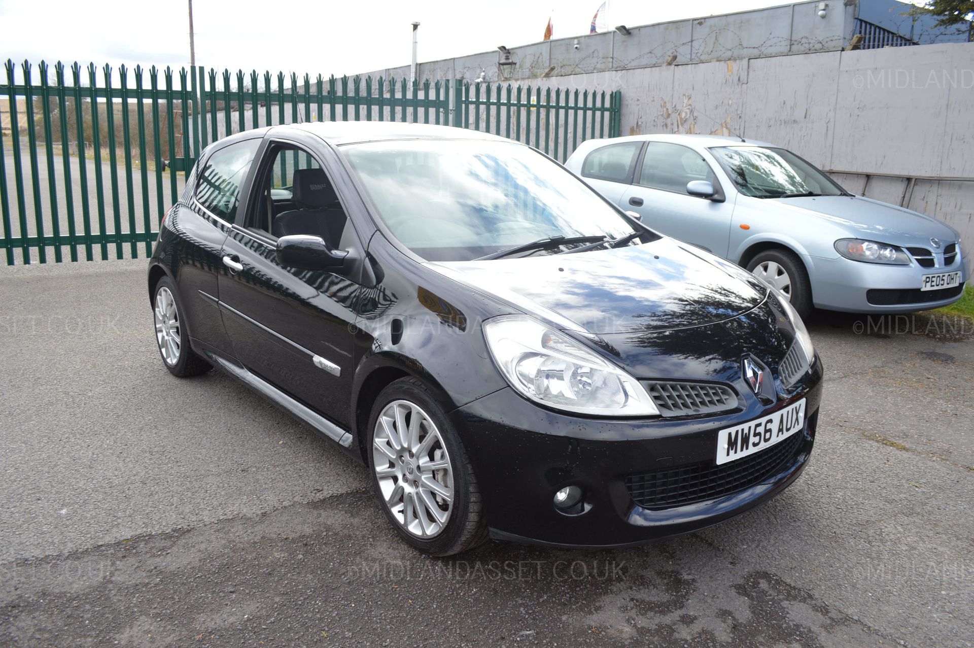 2007/56 REG RENAULT CLIO SPORT 197 - SHOWING 1 FORMER KEEPER!