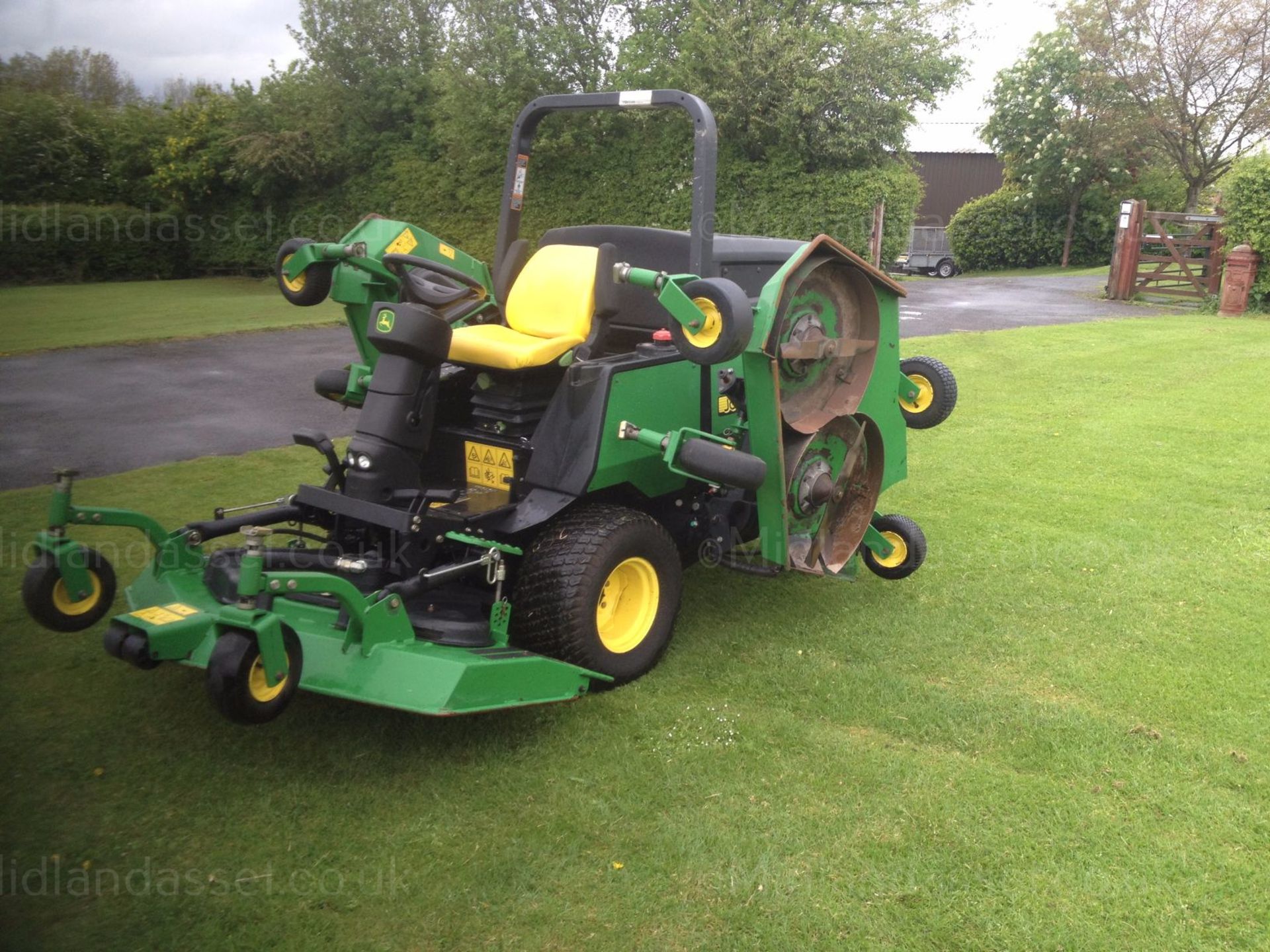 2007 JOHN DEERE 1600 TURBO WIDE AREA MOWER - Image 2 of 10