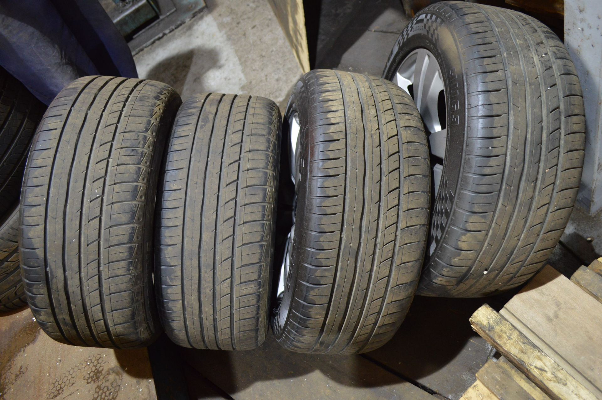 16" MERCEDES-BENZ ALLOY WHEELS - REMOVED FROM 2012 MERCEDES E CLASS *NO VAT* - Image 6 of 6