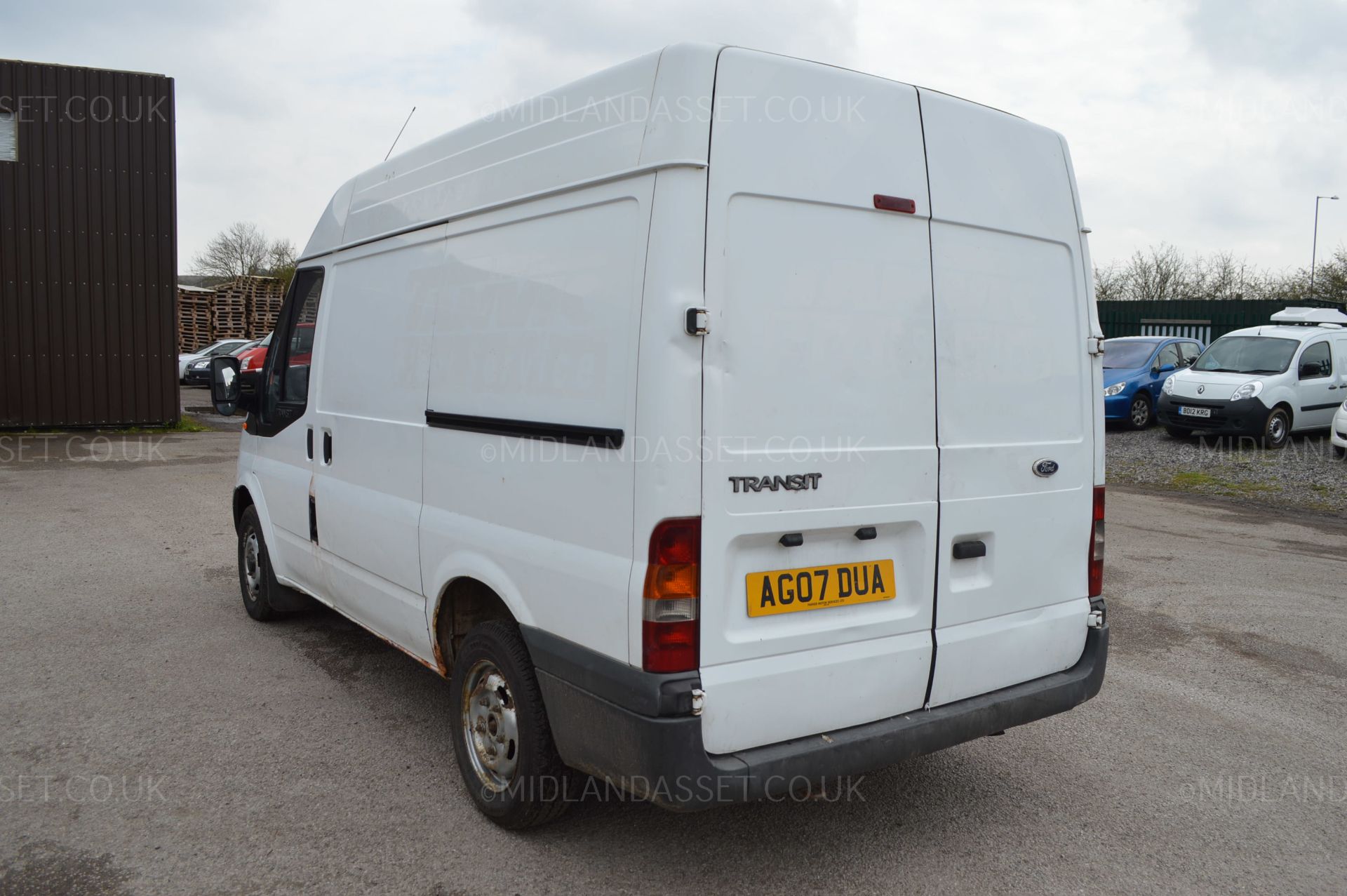 2007/07 REG FORD TRANSIT 85 T260S FWD PANEL VAN 5 SPEED MANUAL *PLUS VAT*   DATE OF REGISTRATION: - Image 4 of 21