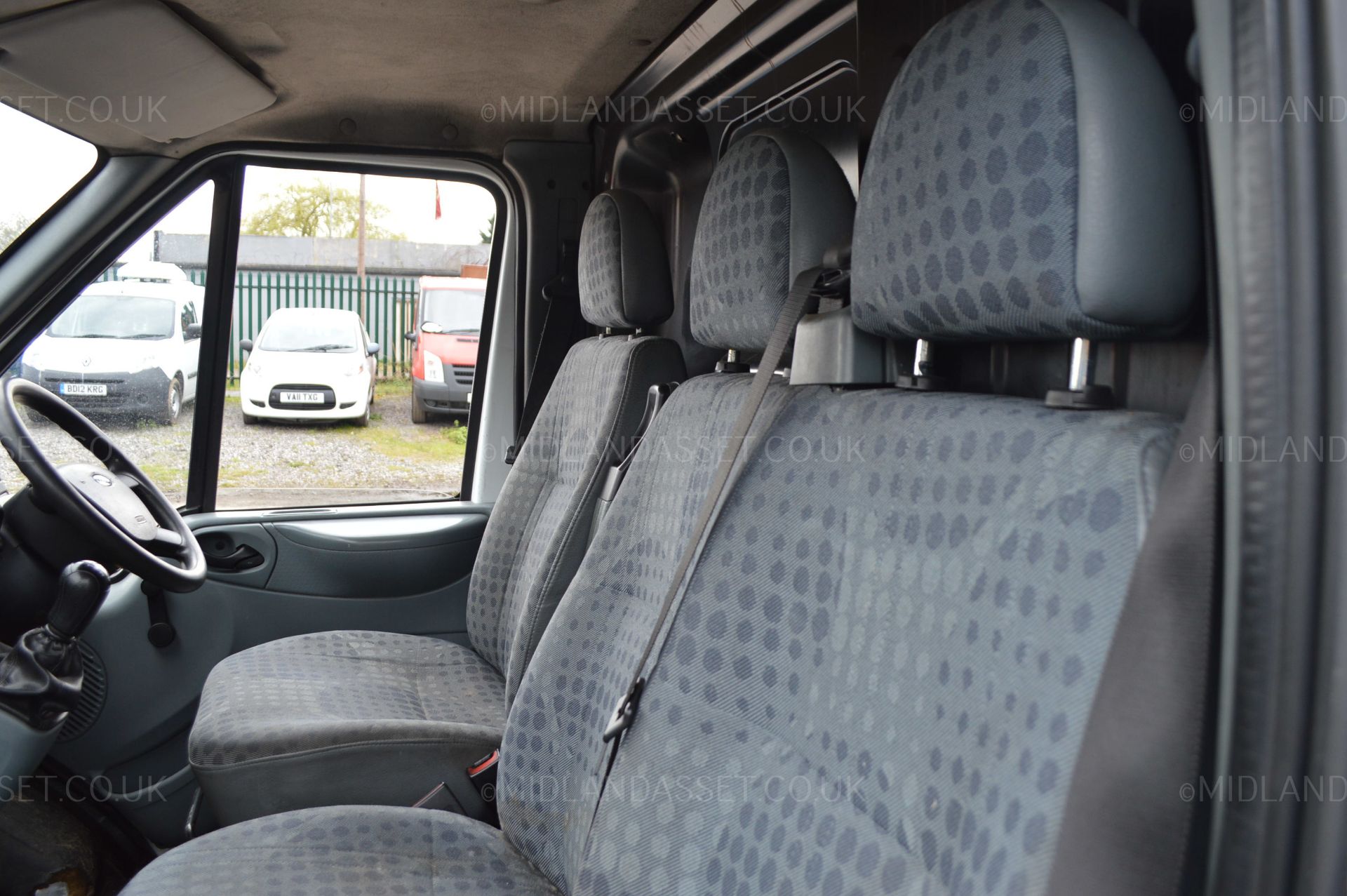 2007/07 REG FORD TRANSIT 85 T260S FWD PANEL VAN 5 SPEED MANUAL *PLUS VAT*   DATE OF REGISTRATION: - Image 11 of 21