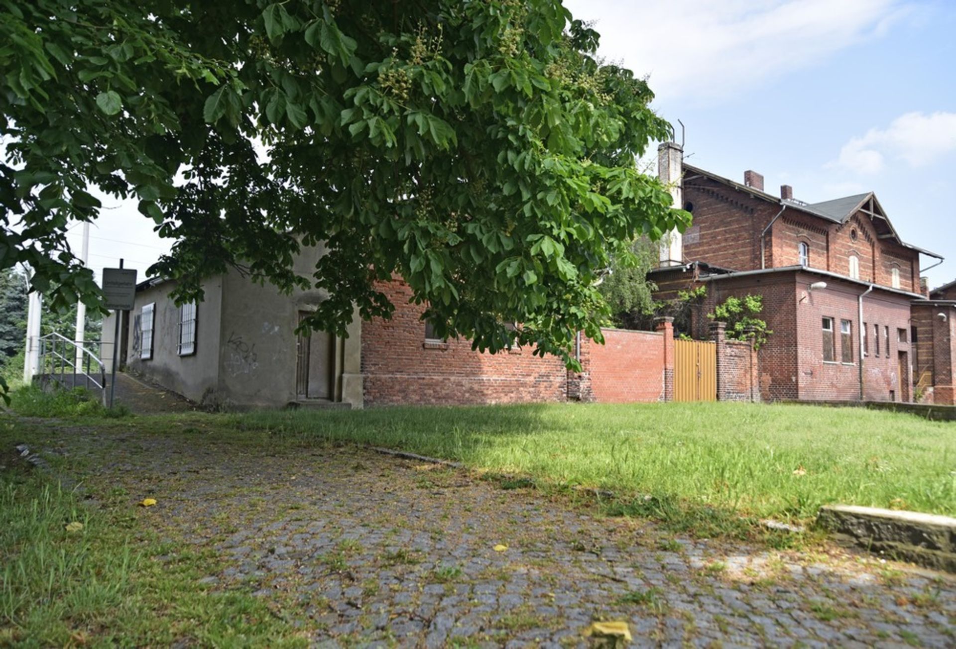 STATION HOUSE, GOODS SHED, OVER ONE ACRE Tangerhütte, Saxony, Germany, - Image 7 of 98