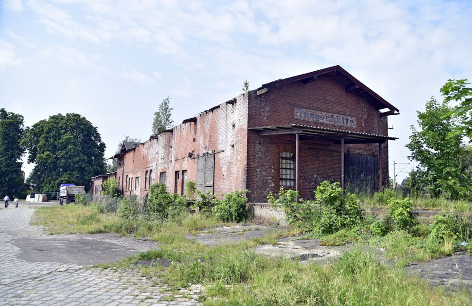 STATION HOUSE, GOODS SHED, OVER ONE ACRE Tangerhütte, Saxony, Germany, - Image 12 of 98