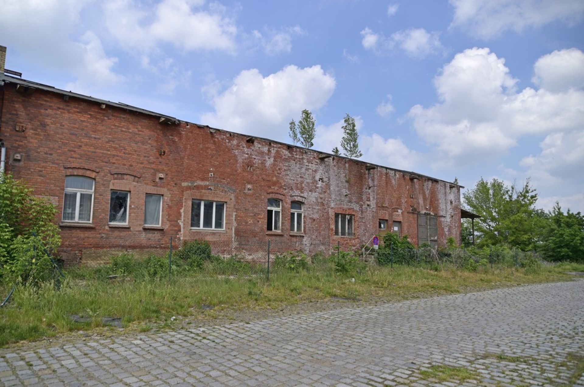 STATION HOUSE, GOODS SHED, OVER ONE ACRE Tangerhütte, Saxony, Germany, - Image 37 of 98
