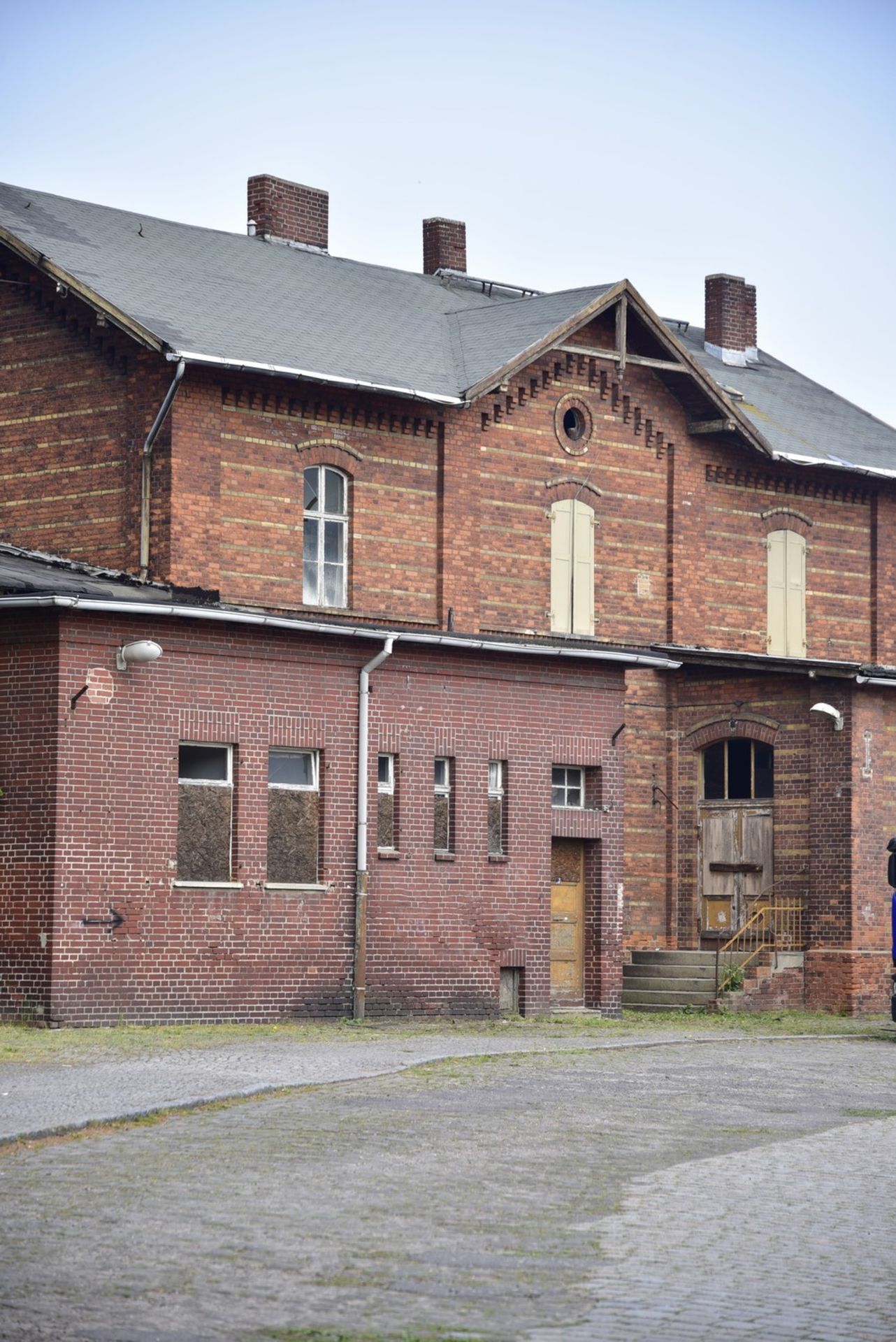 STATION HOUSE, GOODS SHED, OVER ONE ACRE Tangerhütte, Saxony, Germany, - Image 4 of 98