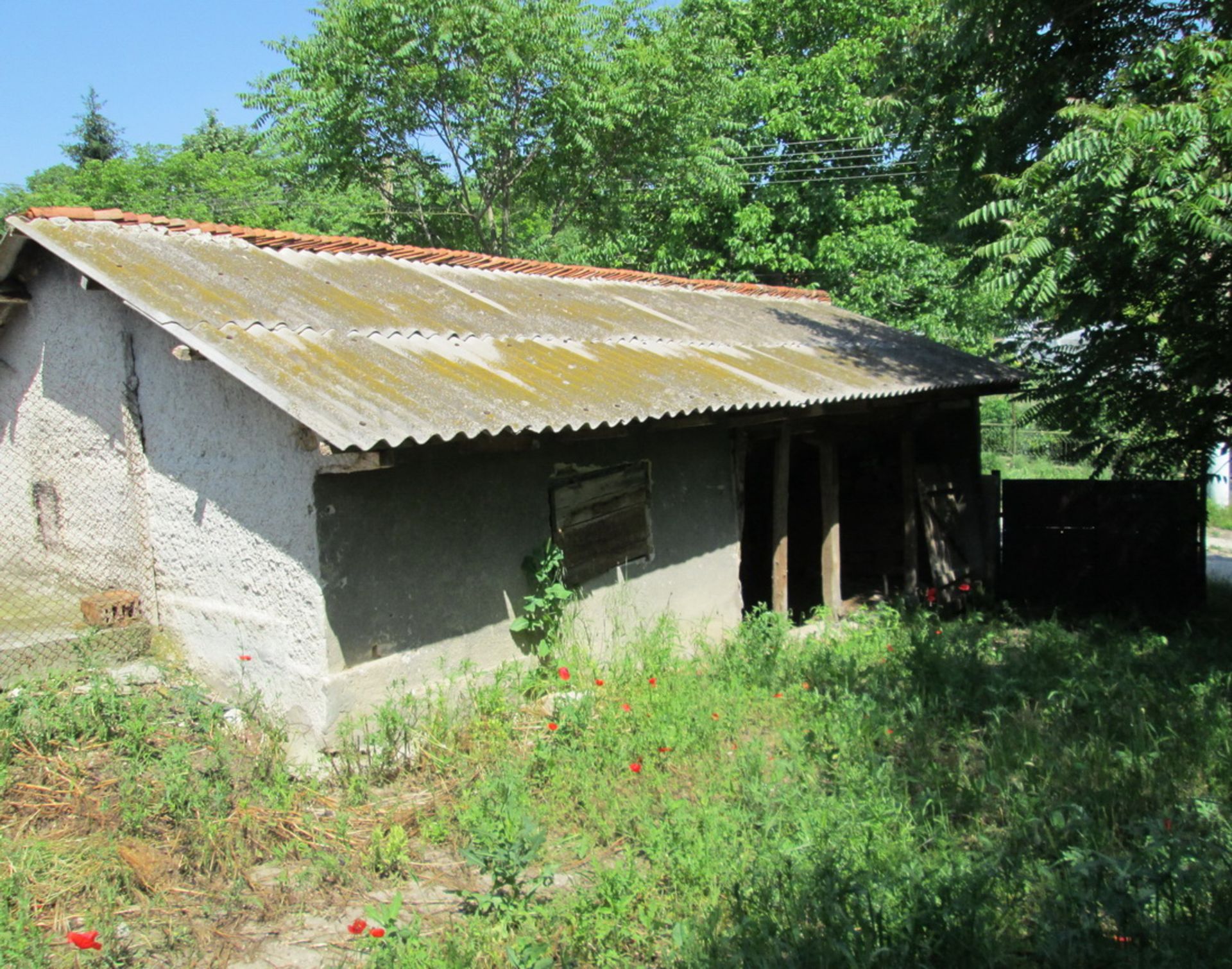 Original Balkan Style home only 35min from Dobrich! - Image 8 of 43