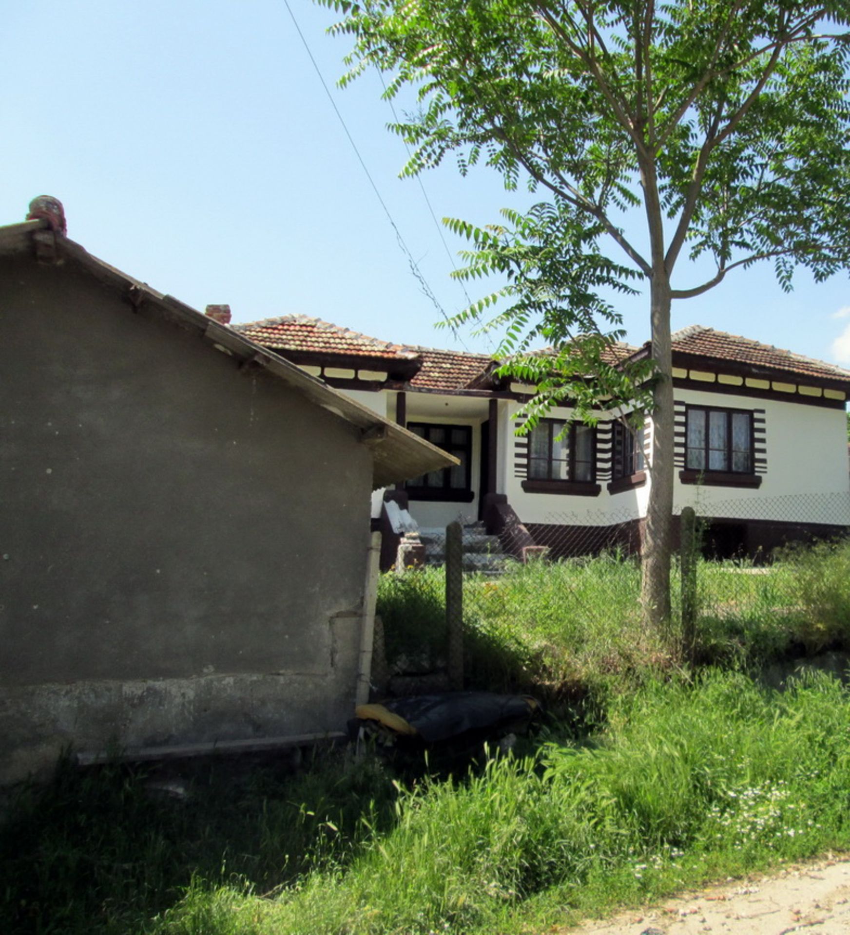 Original Balkan Style home only 35min from Dobrich! - Image 40 of 43