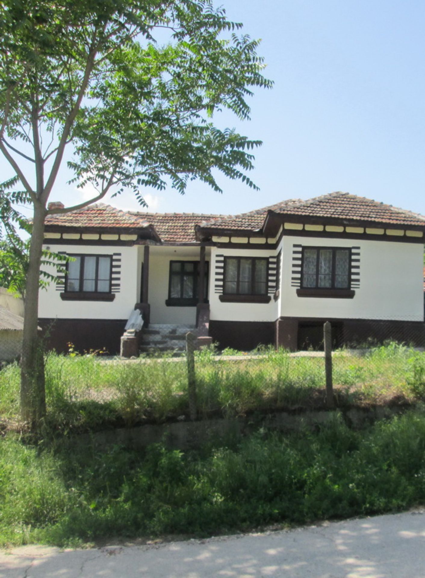 Original Balkan Style home only 35min from Dobrich! - Image 41 of 43