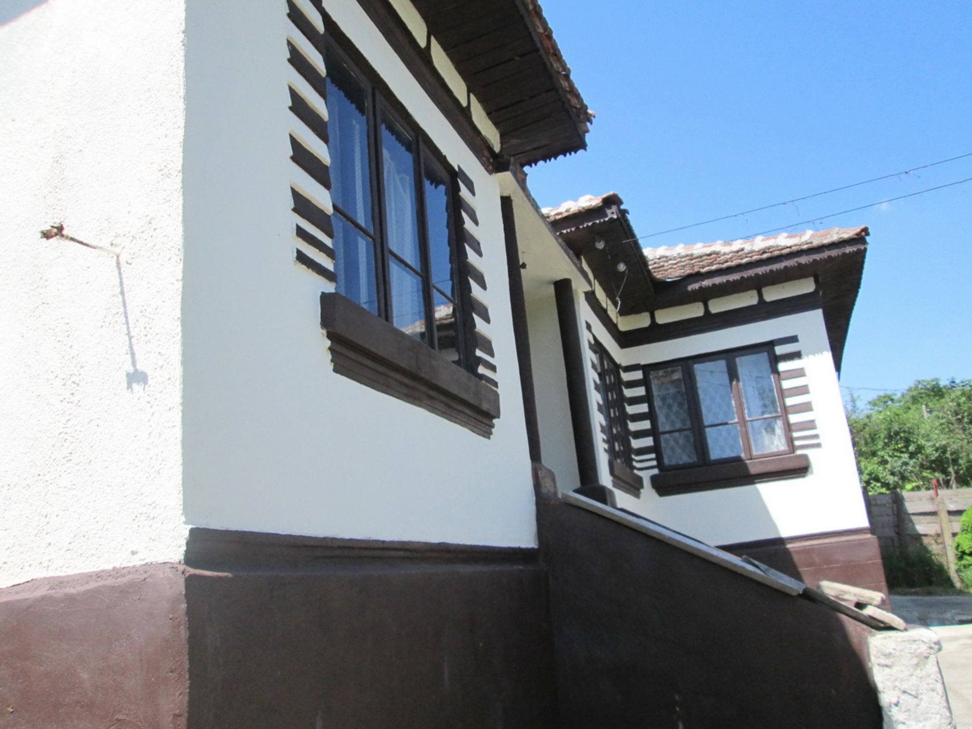 Original Balkan Style home only 35min from Dobrich! - Image 2 of 43