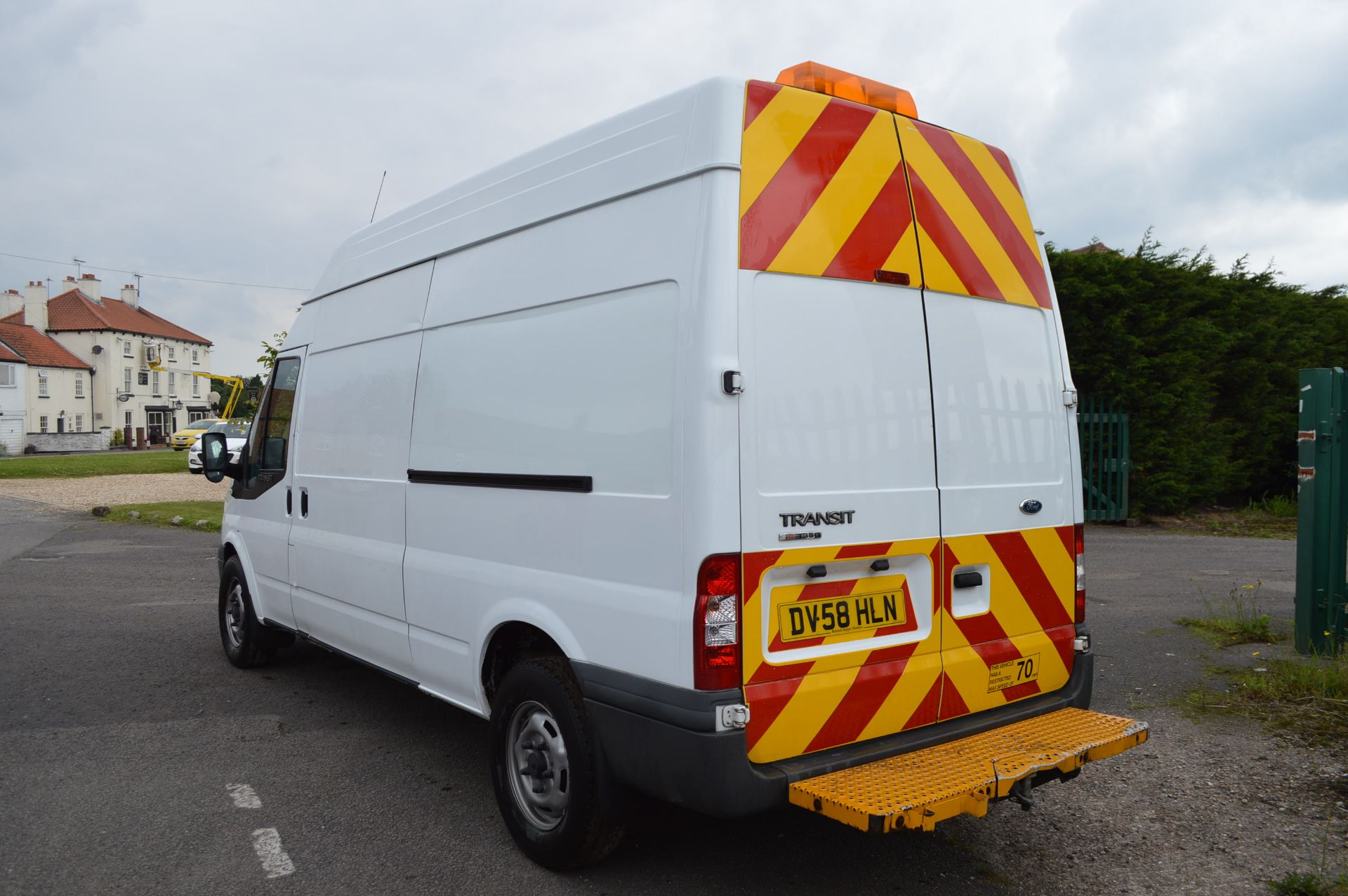 2008/58 REG FORD TRANSIT 115 T350L RWD - AIR CONDITIONING *NO VAT* - Image 4 of 17