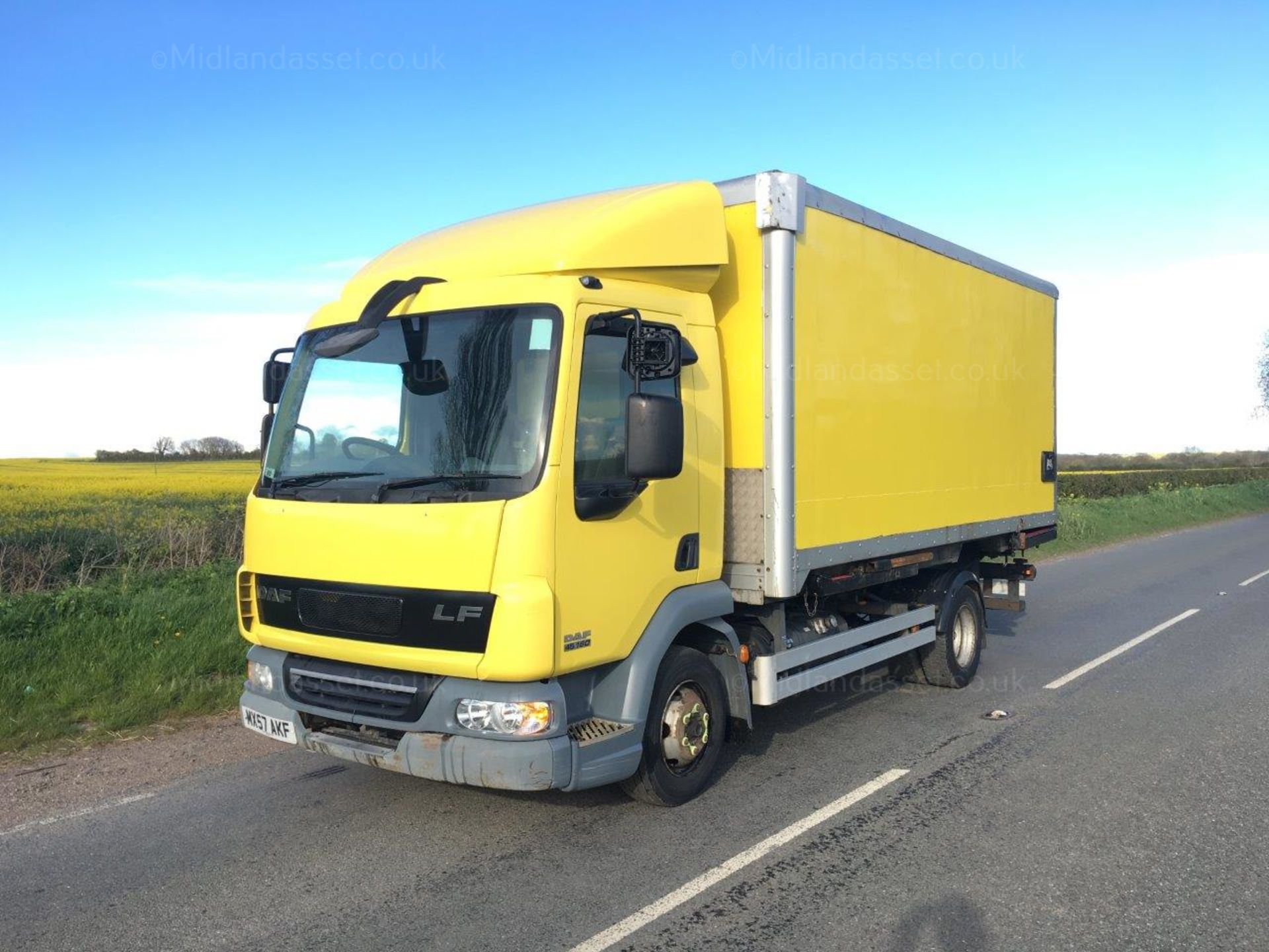 2007/57 REG DAF LF 45.160 16 FOOT BOX LORRY ONE OWNER - Image 2 of 7