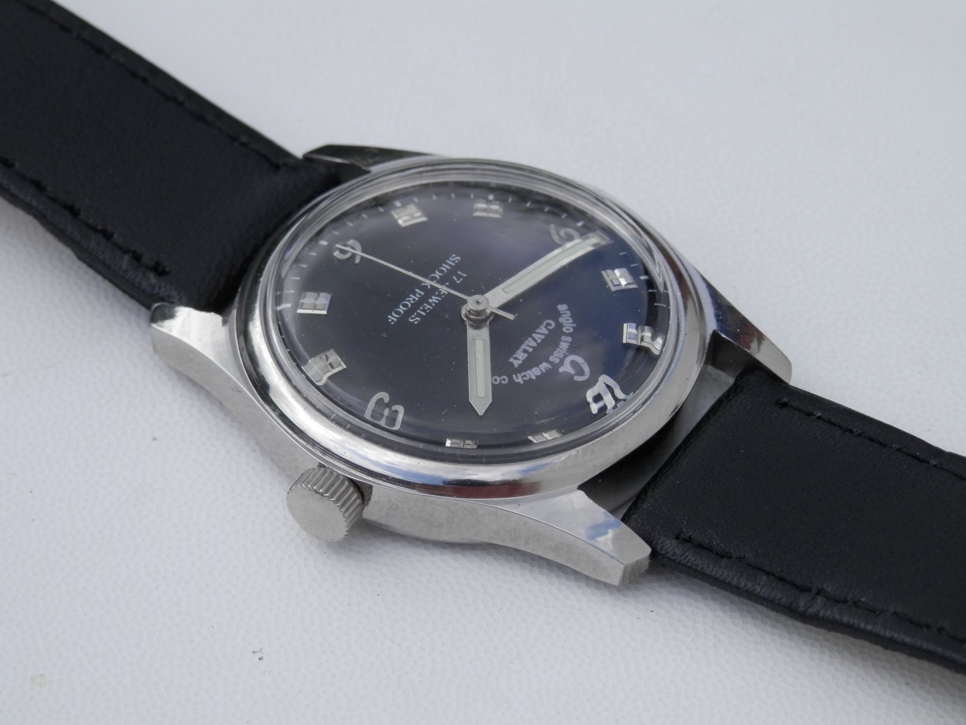 RARE WORKING VINTAGE GENTS ANGLO-SWISS CAVALRY 17 JEWEL 37MM HAND WIND WATCH. - Image 9 of 10