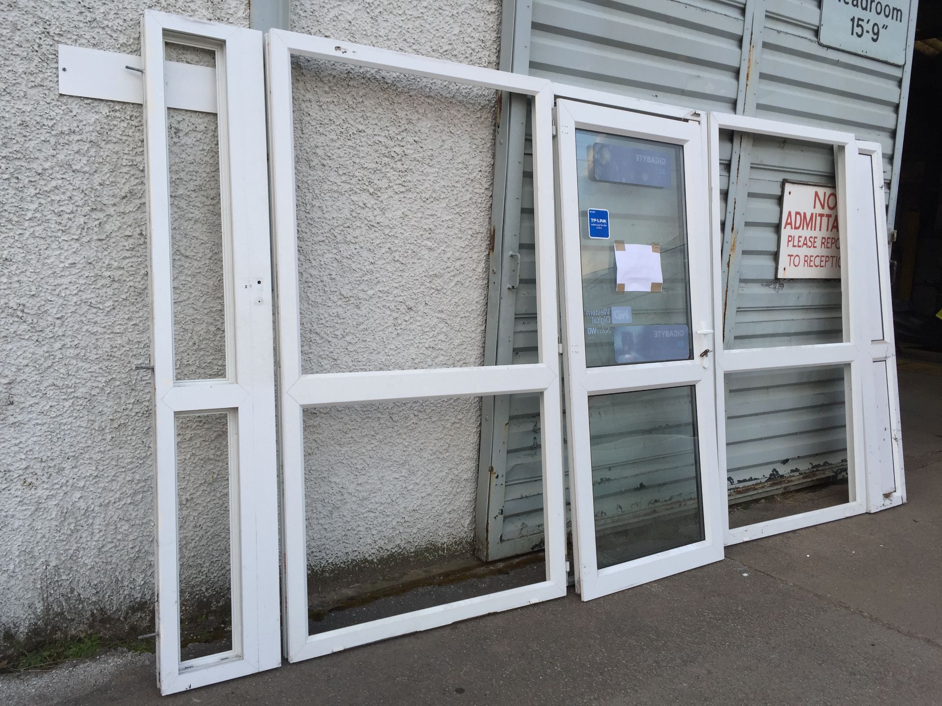 UPVC SHOP FRONT AS SHOWN COMPLETE WITH DOUBLE GLAZED UNITS, GLAZING BEADS, KEYS ETC 2X 400MM SIDE - Image 5 of 6