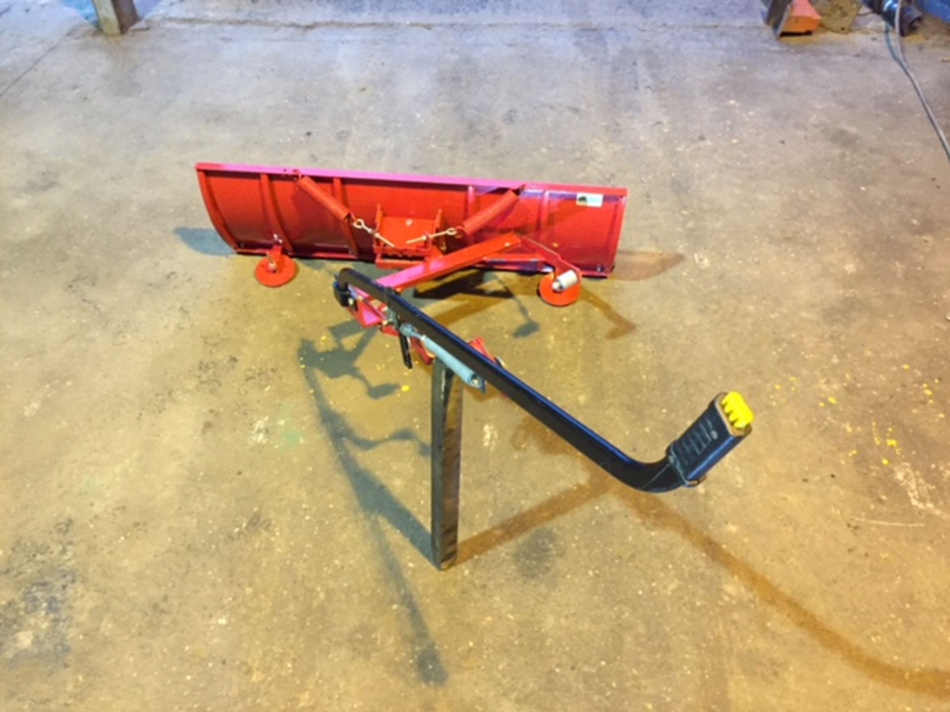 COUNTAX SNOW PLOUGH EXCELLENT CONDITION *NO VAT* - Image 4 of 4