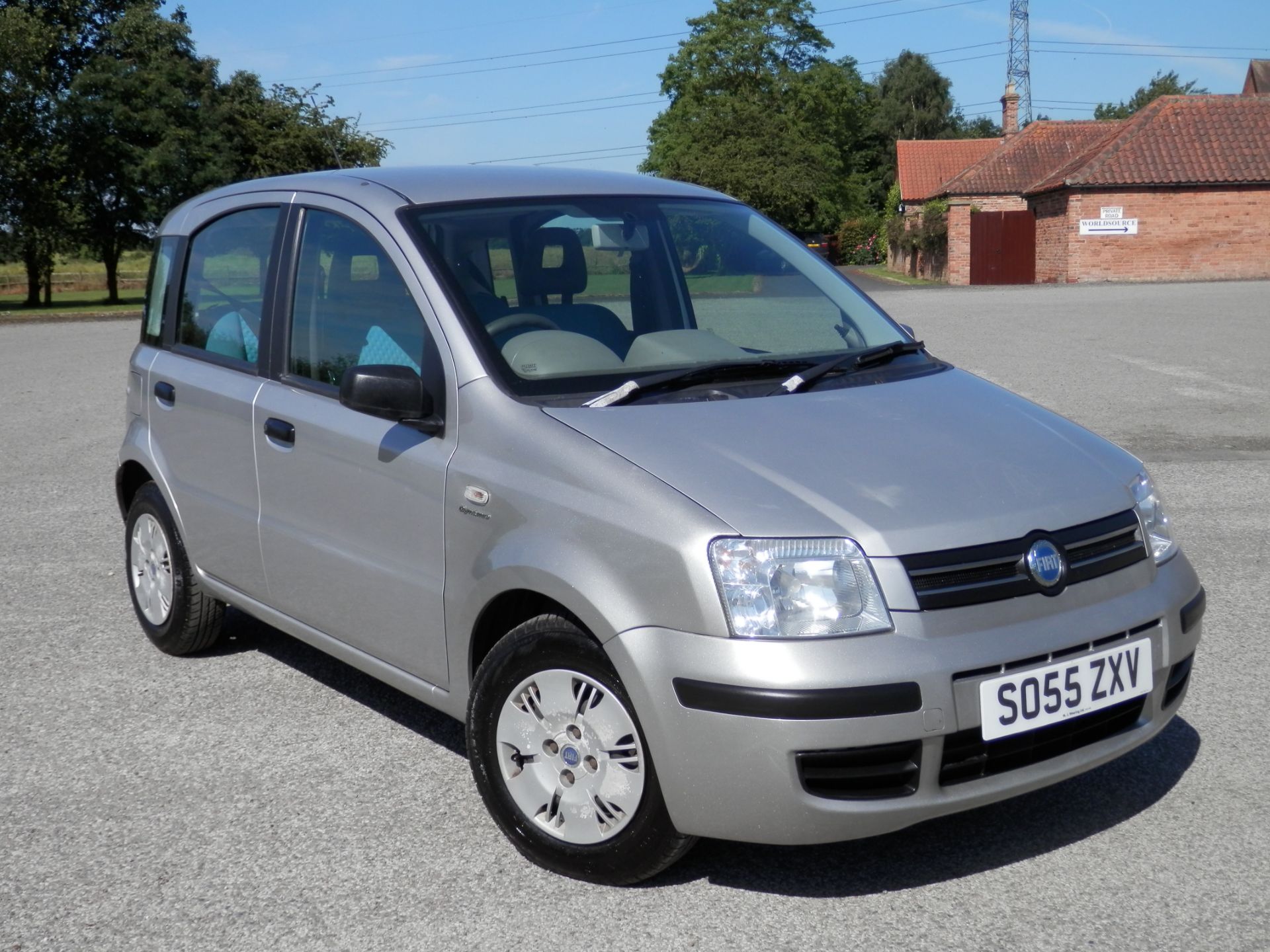 SUPERB 2005/55 PLATE, DEC 2005 FIAT PANDA DYNAMIC 5 DOOR, SILVER METALLIC, MOT JUNE 2017. *NO VAT* - Image 10 of 20