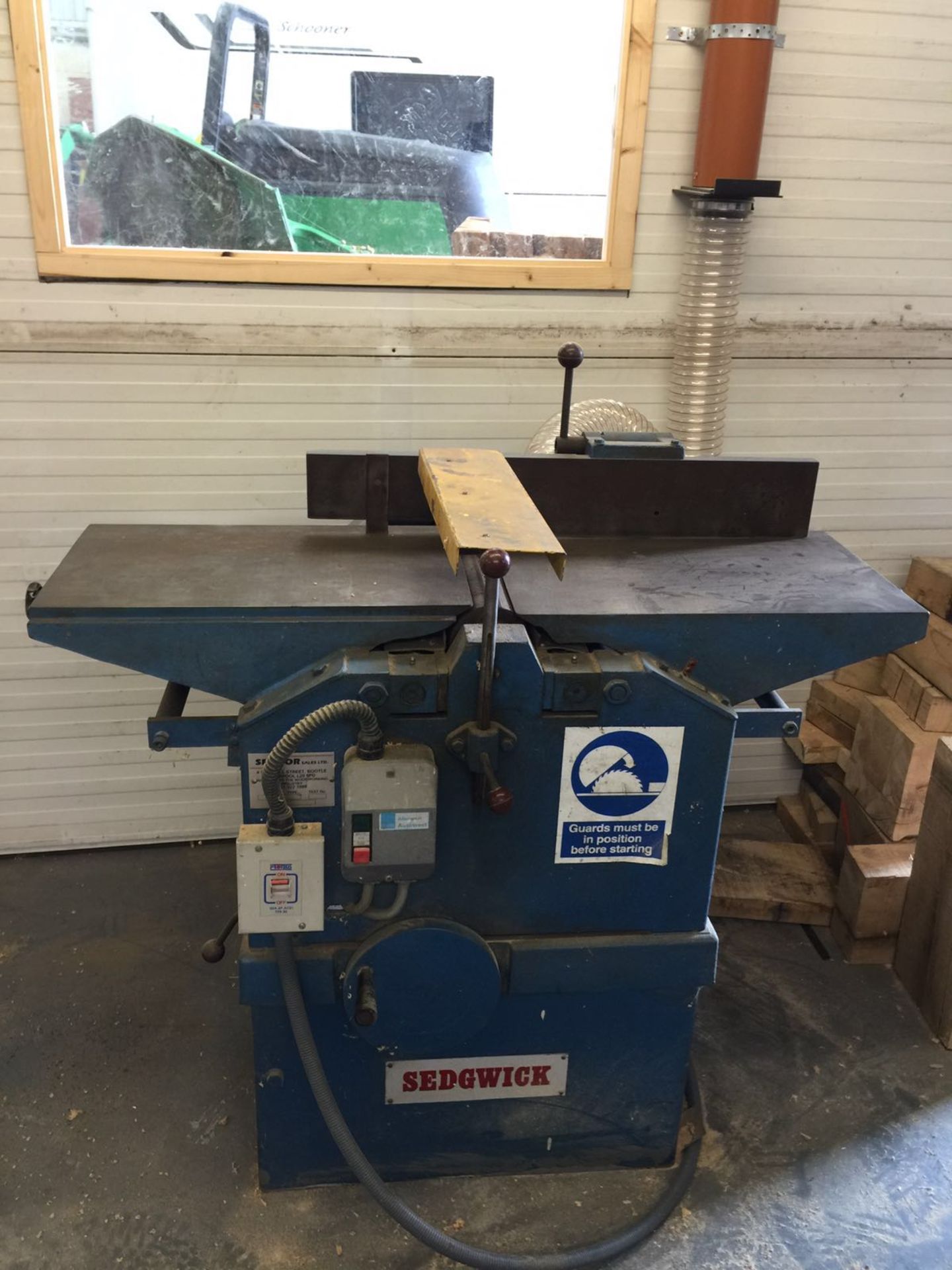 2005 SEDGWICK BENCH PLANER / THICKNESSER - IN WORKING ORDER 300mm - Image 3 of 6