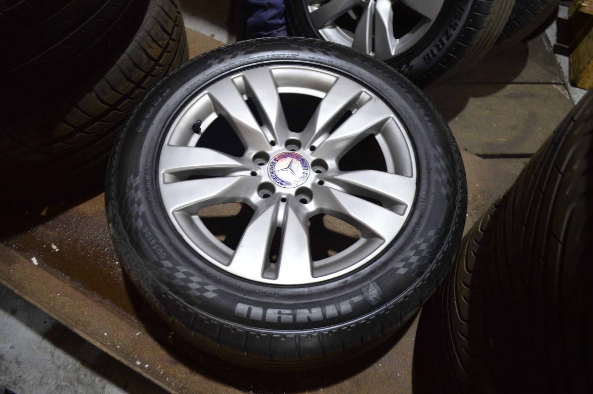 16" MERCEDES-BENZ ALLOY WHEELS - REMOVED FROM 2012 MERCEDES E CLASS *NO VAT* - Image 3 of 6