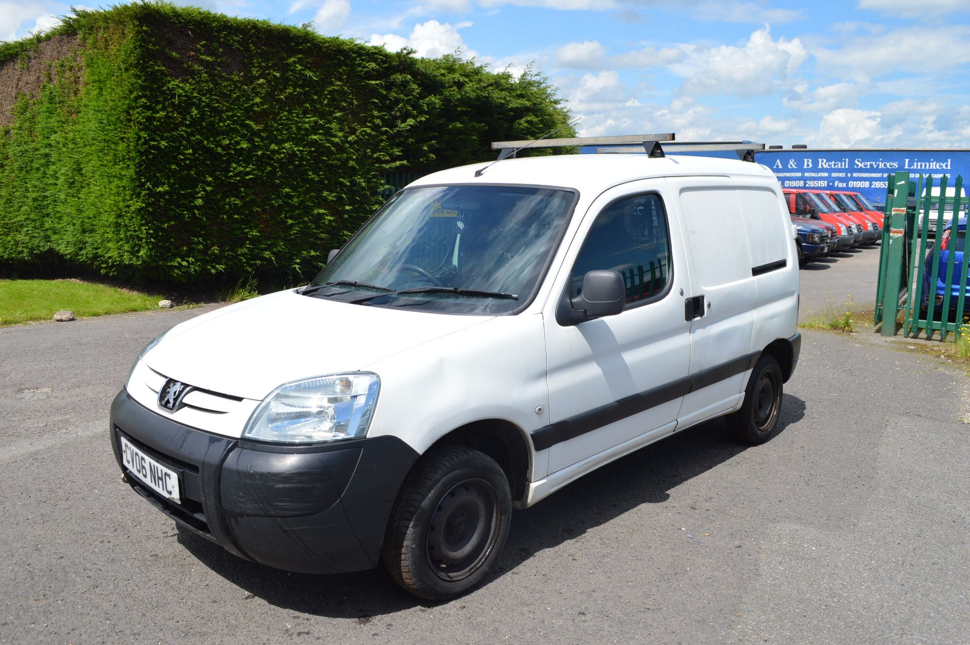 2006/06 REG PEUGEOT PARTNER LX 600 D - Image 3 of 18