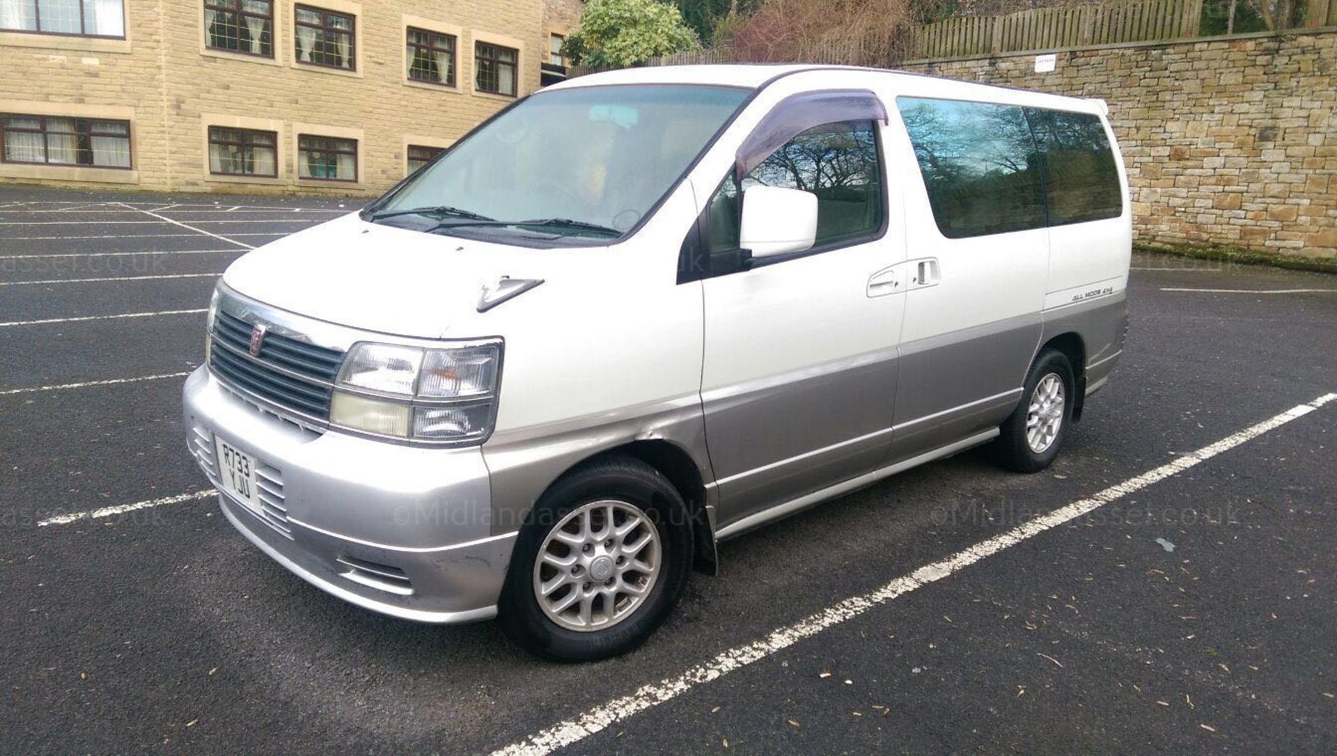 1998/R REG NISSAN 8 SEAT MPV *NO VAT*   DATE OF REGISTRATION: 19th JUNE 2008 MOT: 20th JANUARY - Image 2 of 10