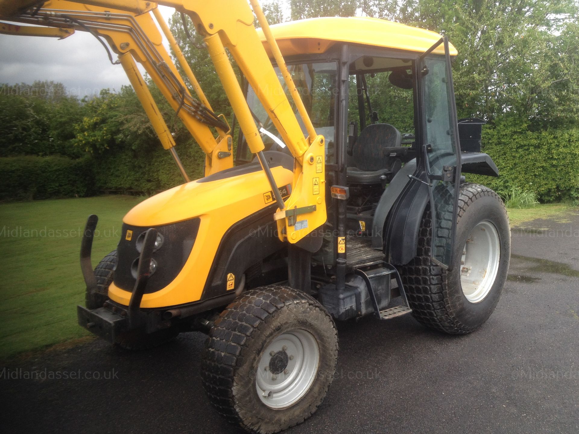 JCB 354 TRACTOR WITH 3130 LOADER - Image 2 of 14
