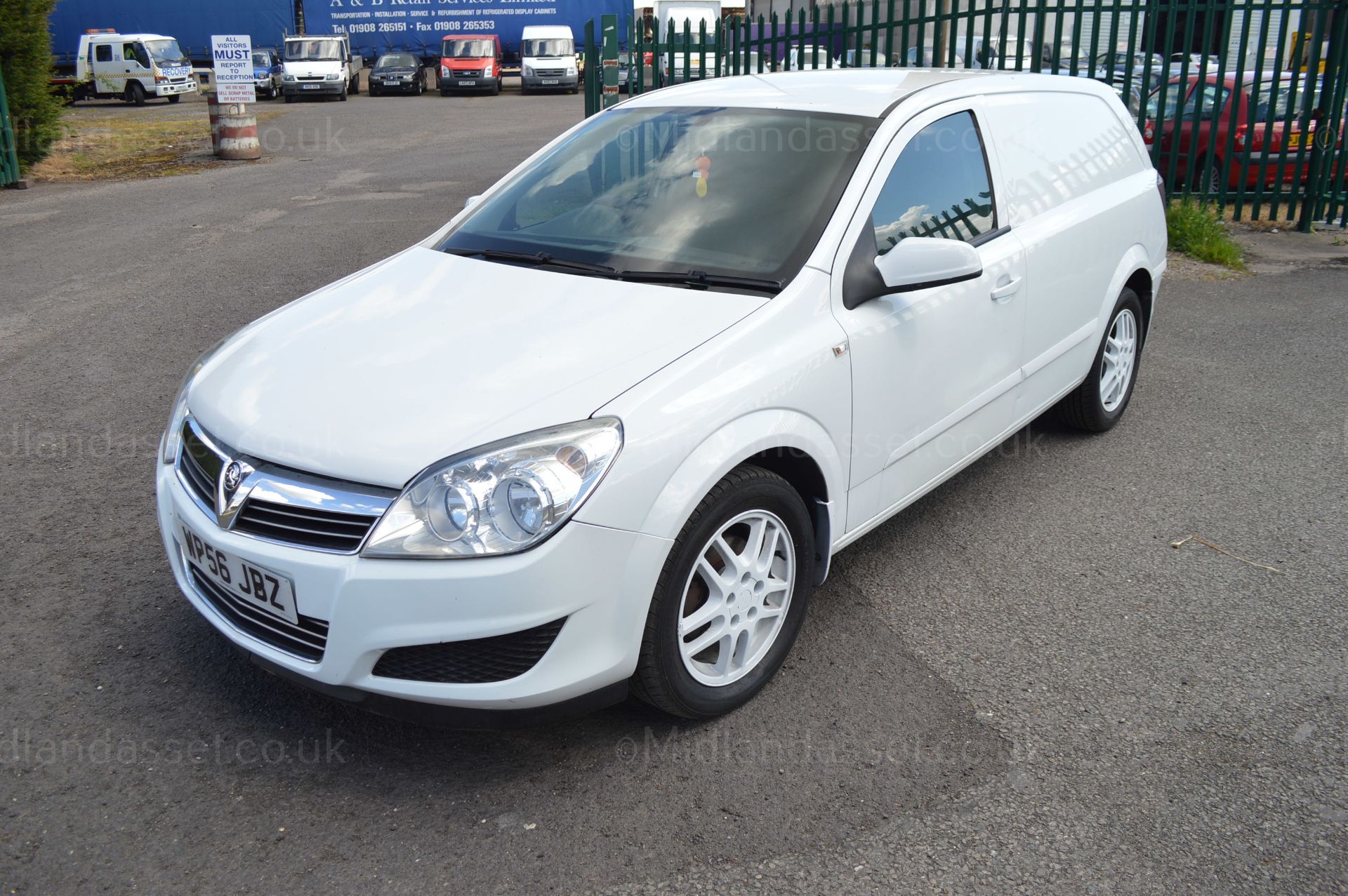 2007/56 REG VAUXHALL ASTRA CLUB CDTI CAR DERIVED VAN *NO VAT* - Image 2 of 19