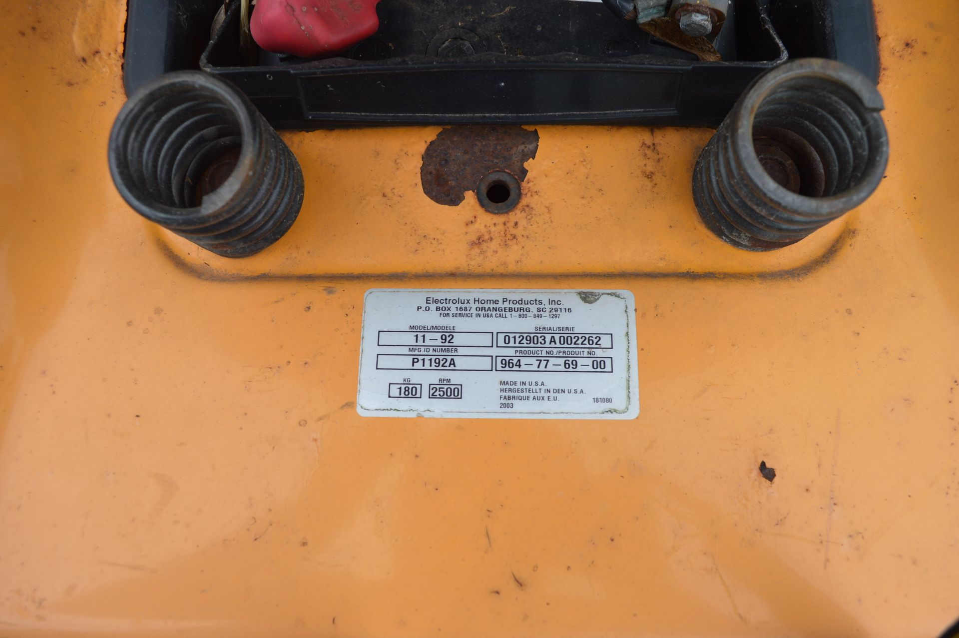 PARTNER 11-92 RIDE ON LAWN MOWER *NO VAT* - Image 5 of 8