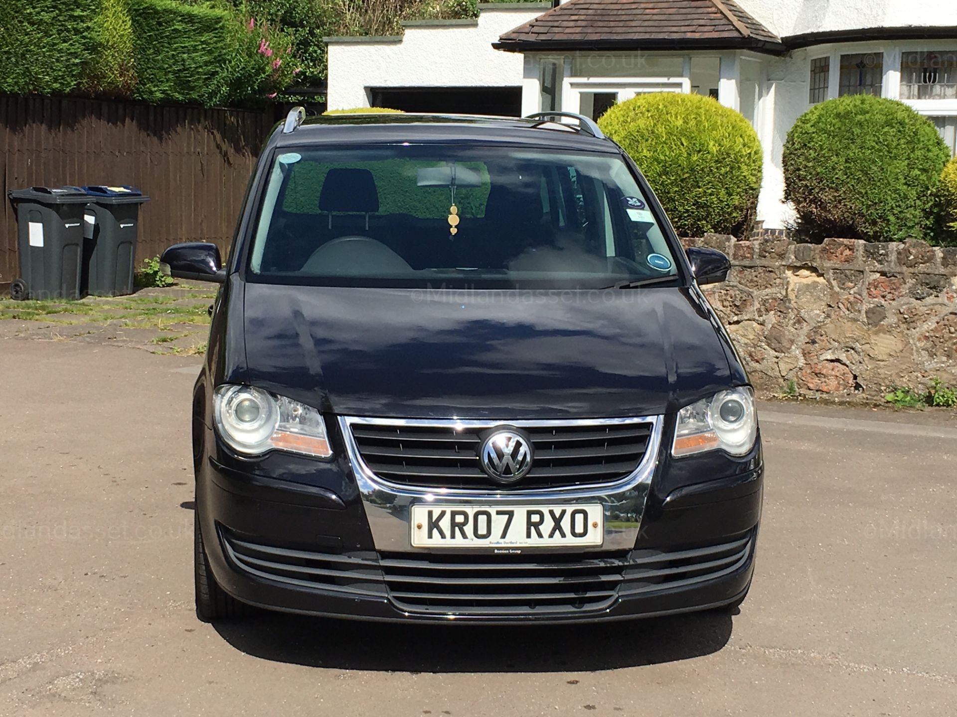 2007/07 REG VOLKSWAGEN TOURAN SPORT 2.0 TDI 140 DSG FULL SERVICE HISTORY *NO VAT* - Image 2 of 10