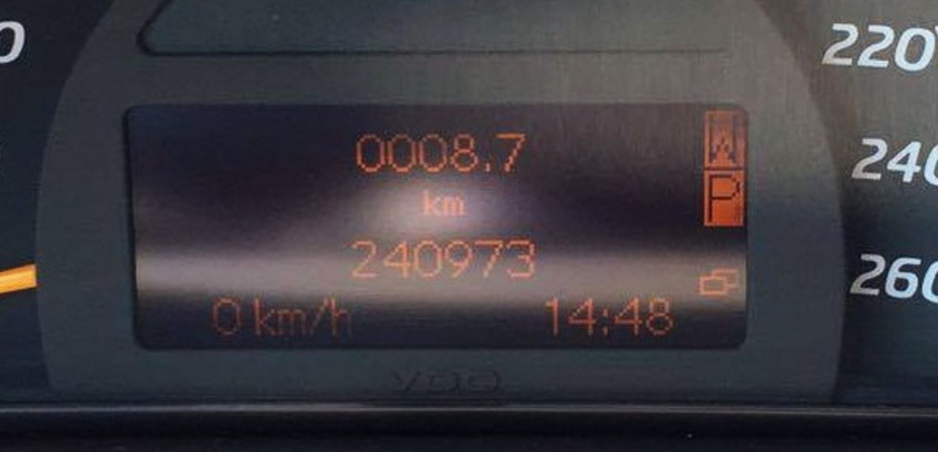 LHD 2001 MERCEDES-BENZ C200 KOMPRESSOR WITH LPG CONVERSION - LEFT HAND DRIVE IN SOFIA BULGARIA - Image 4 of 10