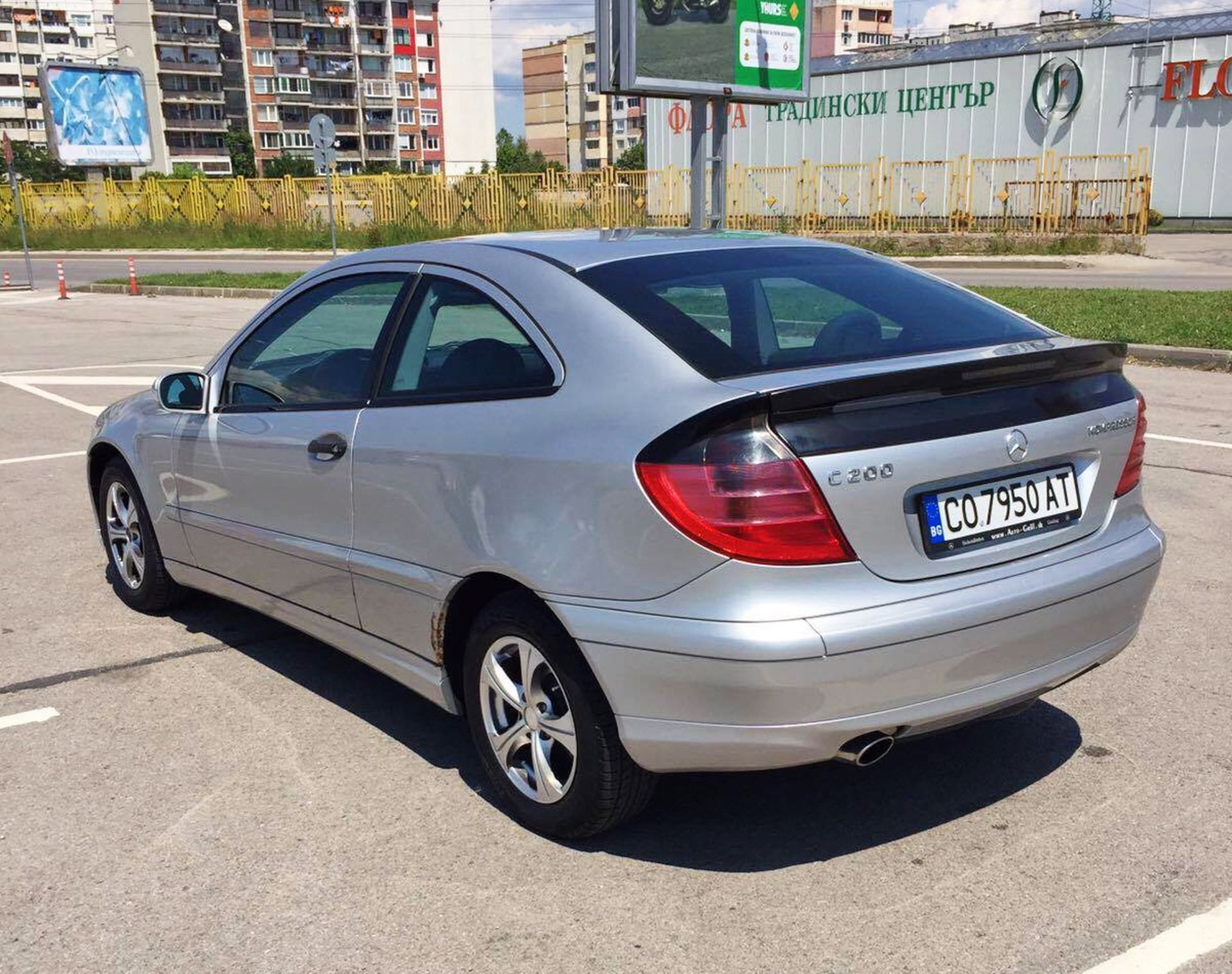 LHD 2001 MERCEDES-BENZ C200 KOMPRESSOR WITH LPG CONVERSION - LEFT HAND DRIVE IN SOFIA BULGARIA - Image 8 of 10